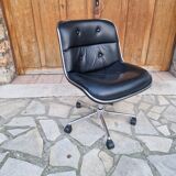 Charles Pollock Knoll armchair