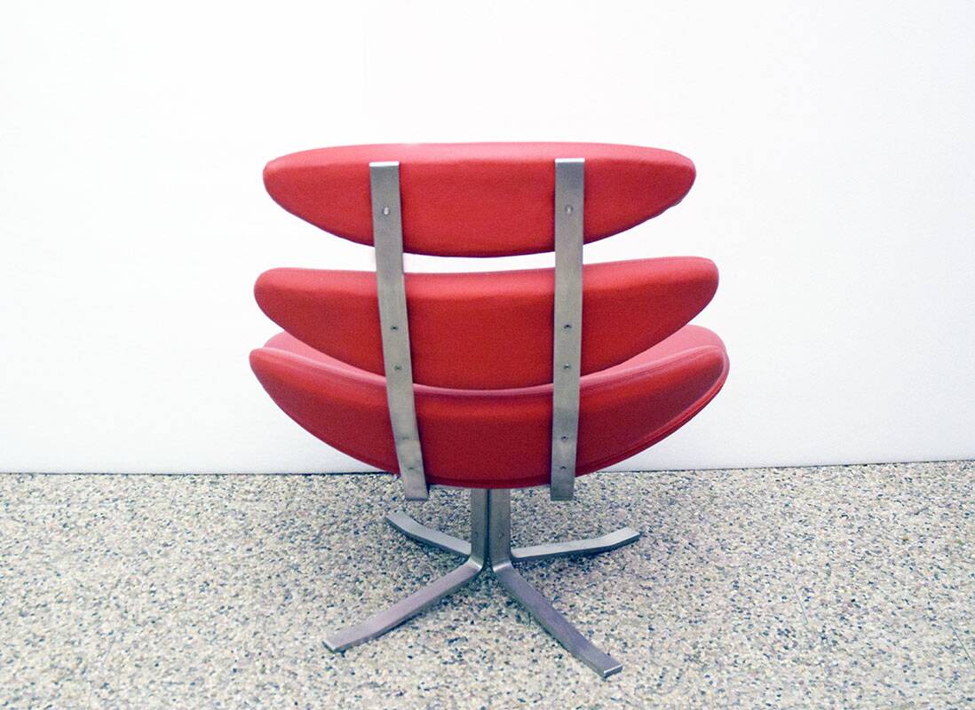 Paul Volther 'Corona Chair' with Ottoman, 1990s Replica in Leather