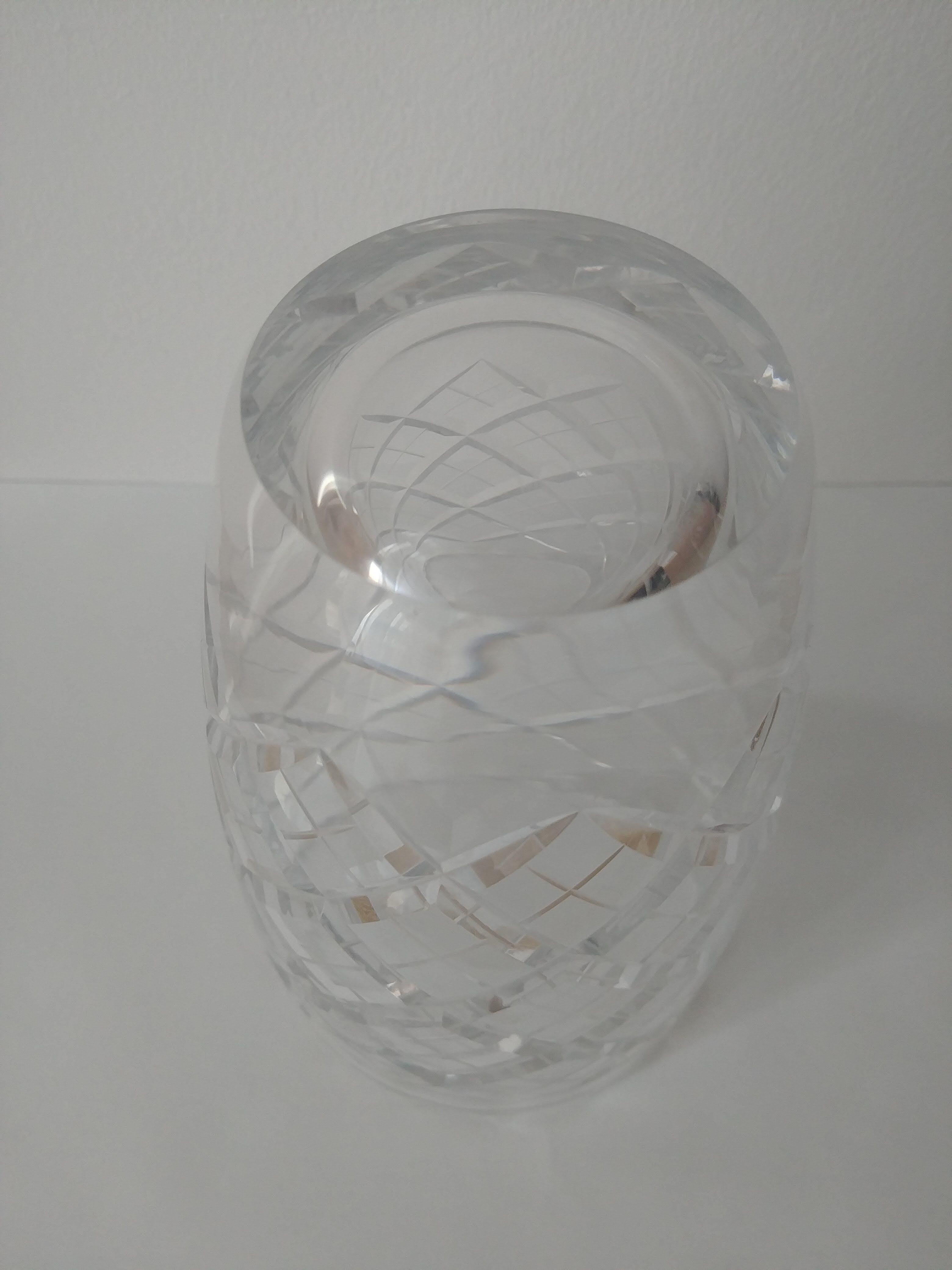 Glass vase