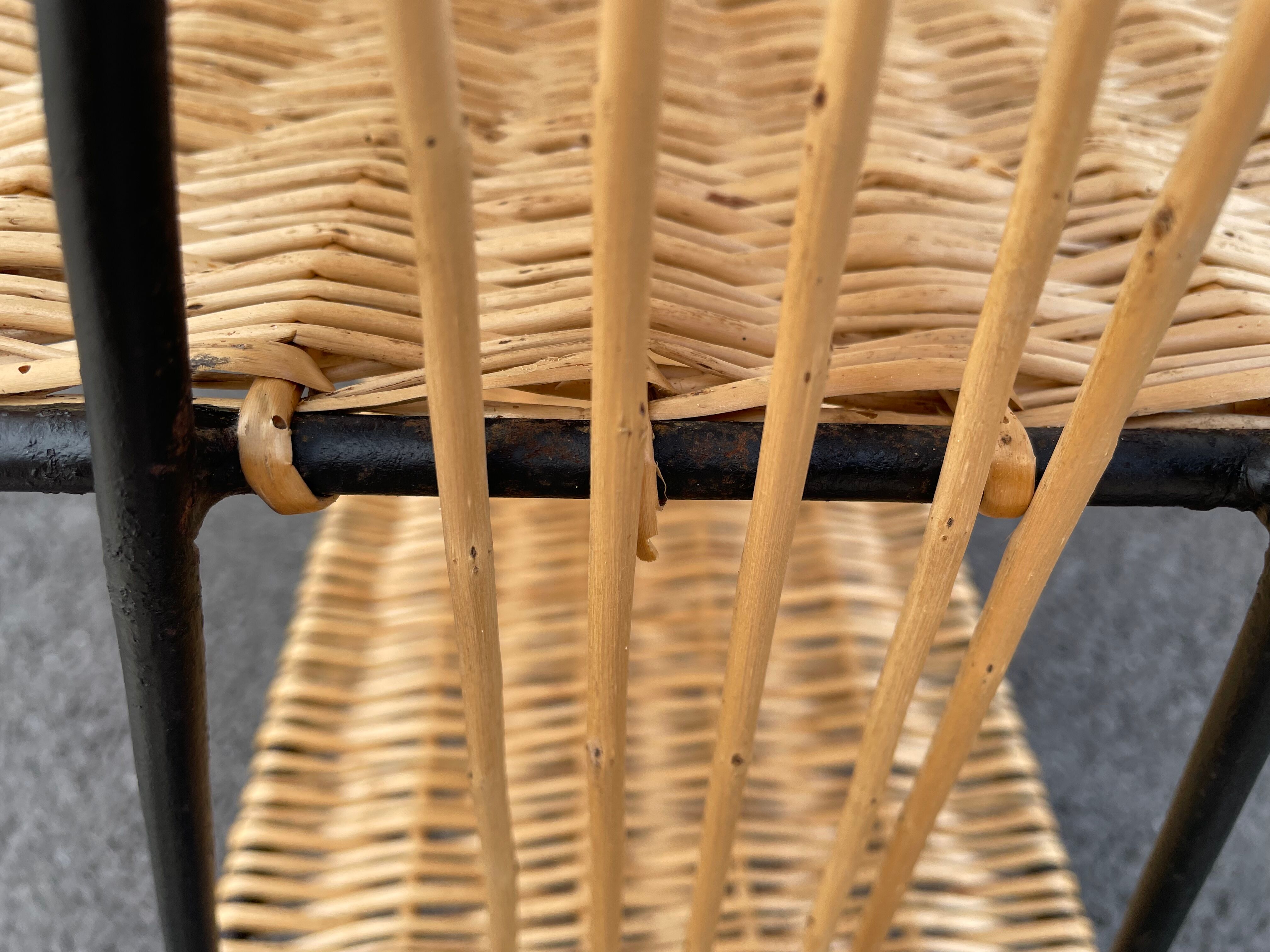 Wicker lyre side table