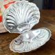 Beurrier coquille avec couteau, plaqué argent, Queen
