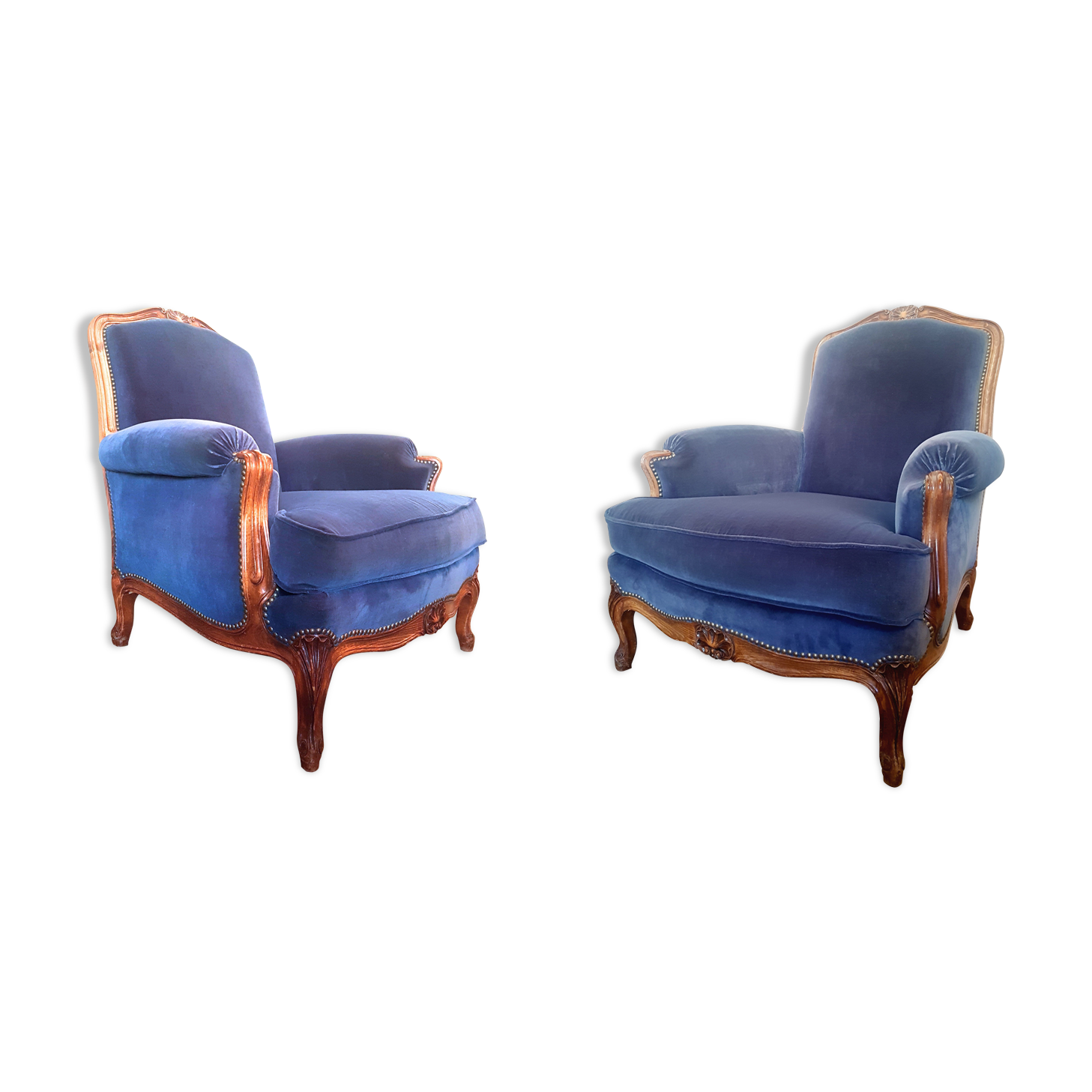 Paire de fauteuils bergères en velour bleu