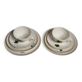 Breakfast service for two, cups, saucers and plates, 24 cm