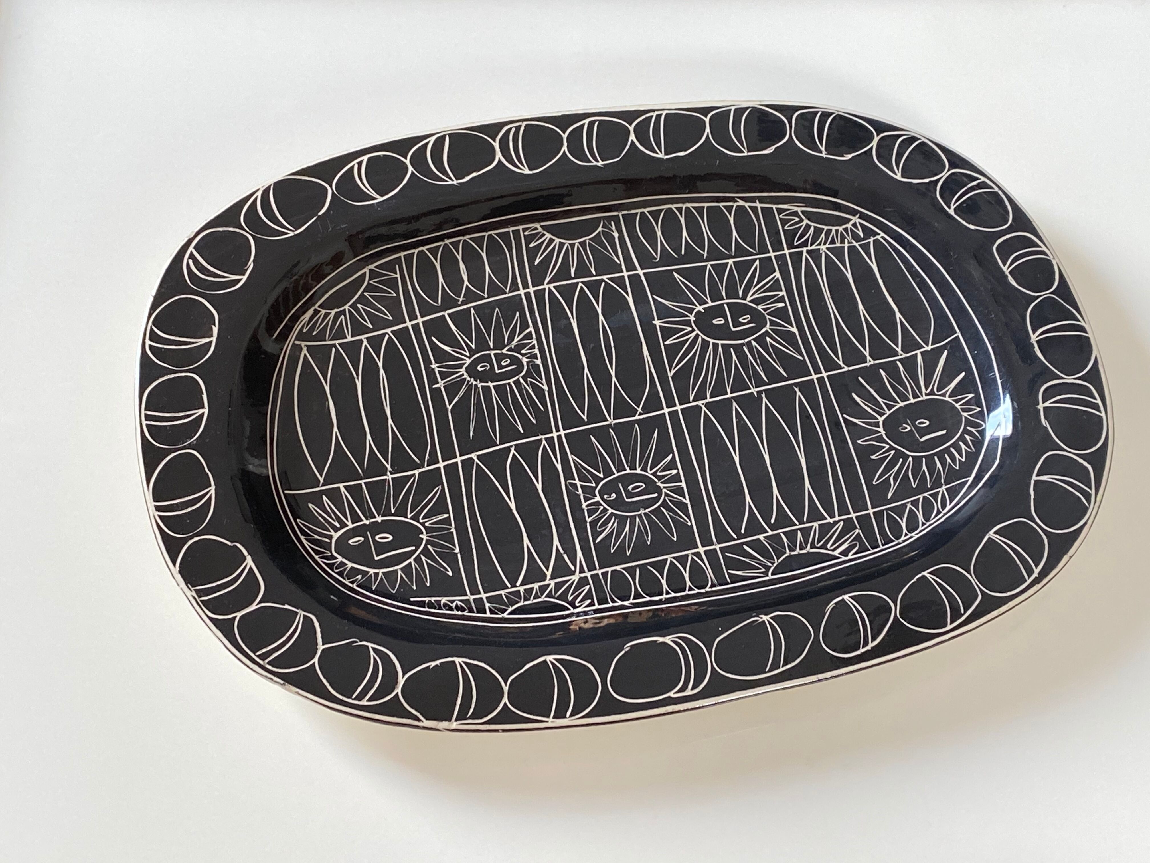 Ceramic dish Pouchain