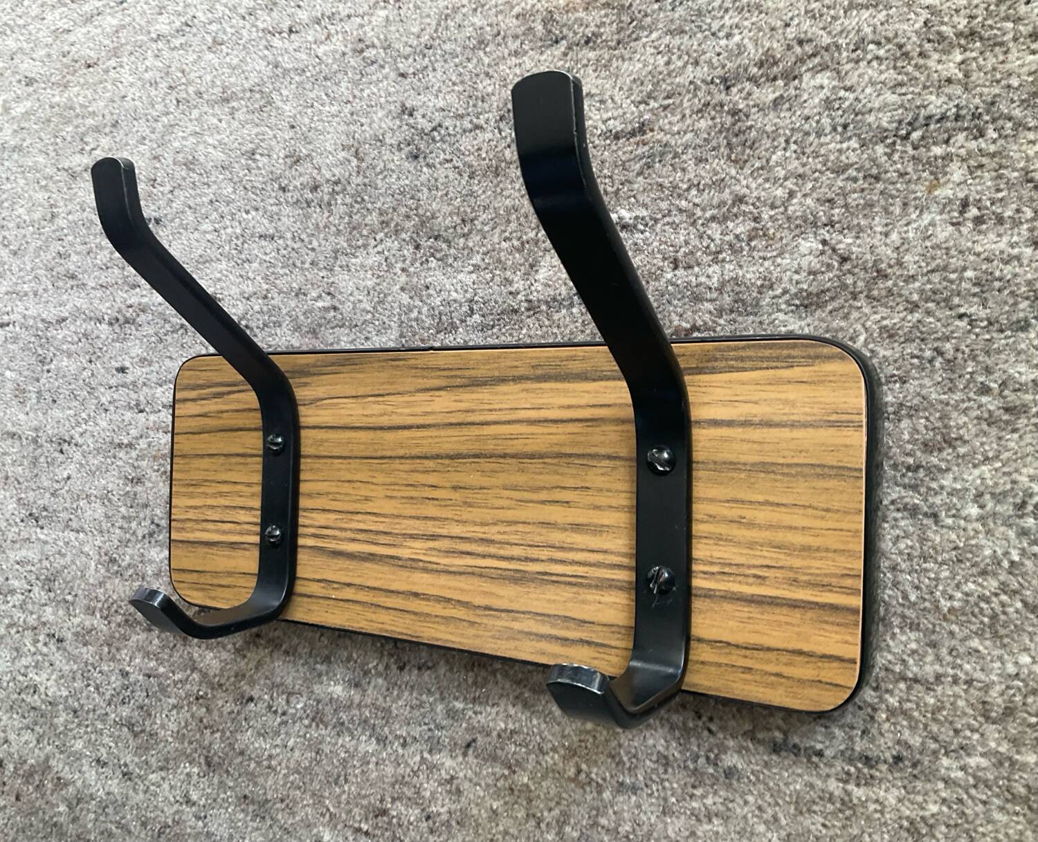 Coat rack in Formica from the 1970s.