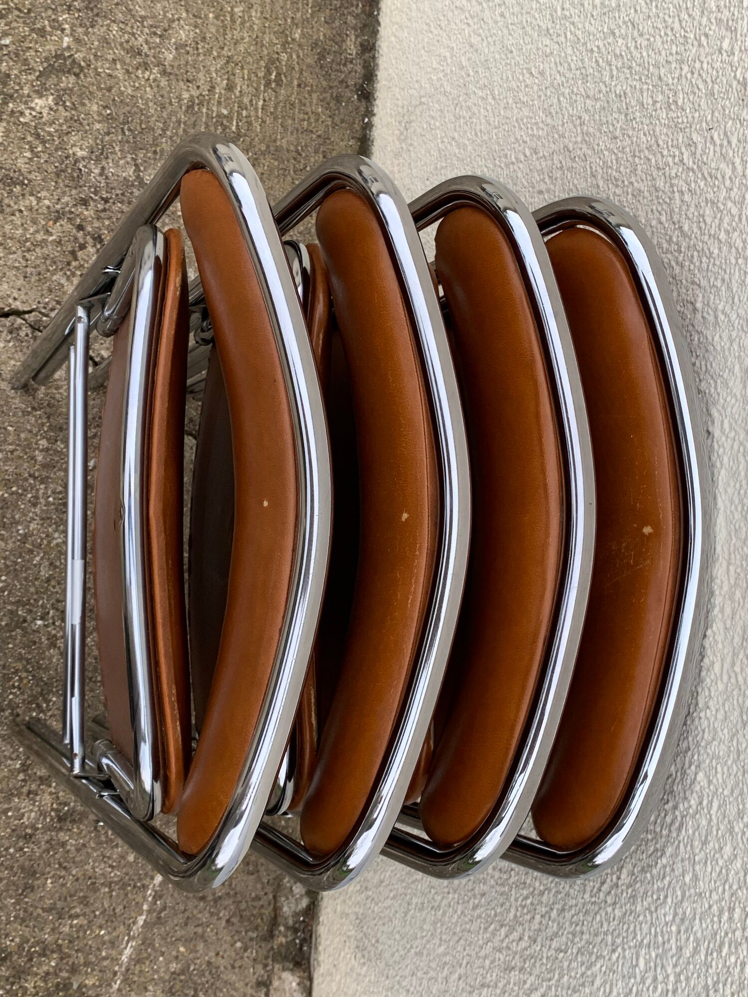 4 folding chairs chromed metal and Skaï fawn 1970