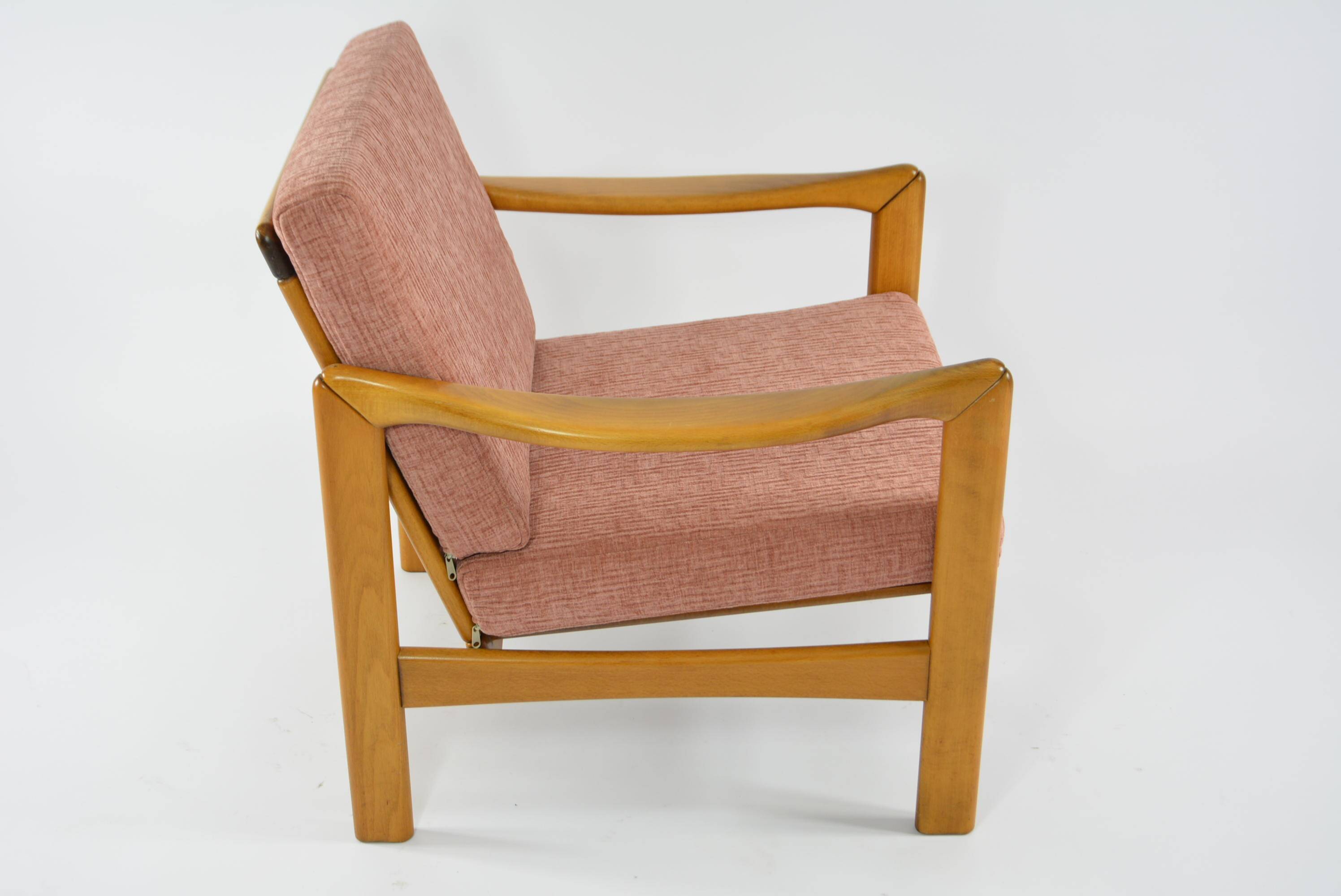 Pink knoll armchair