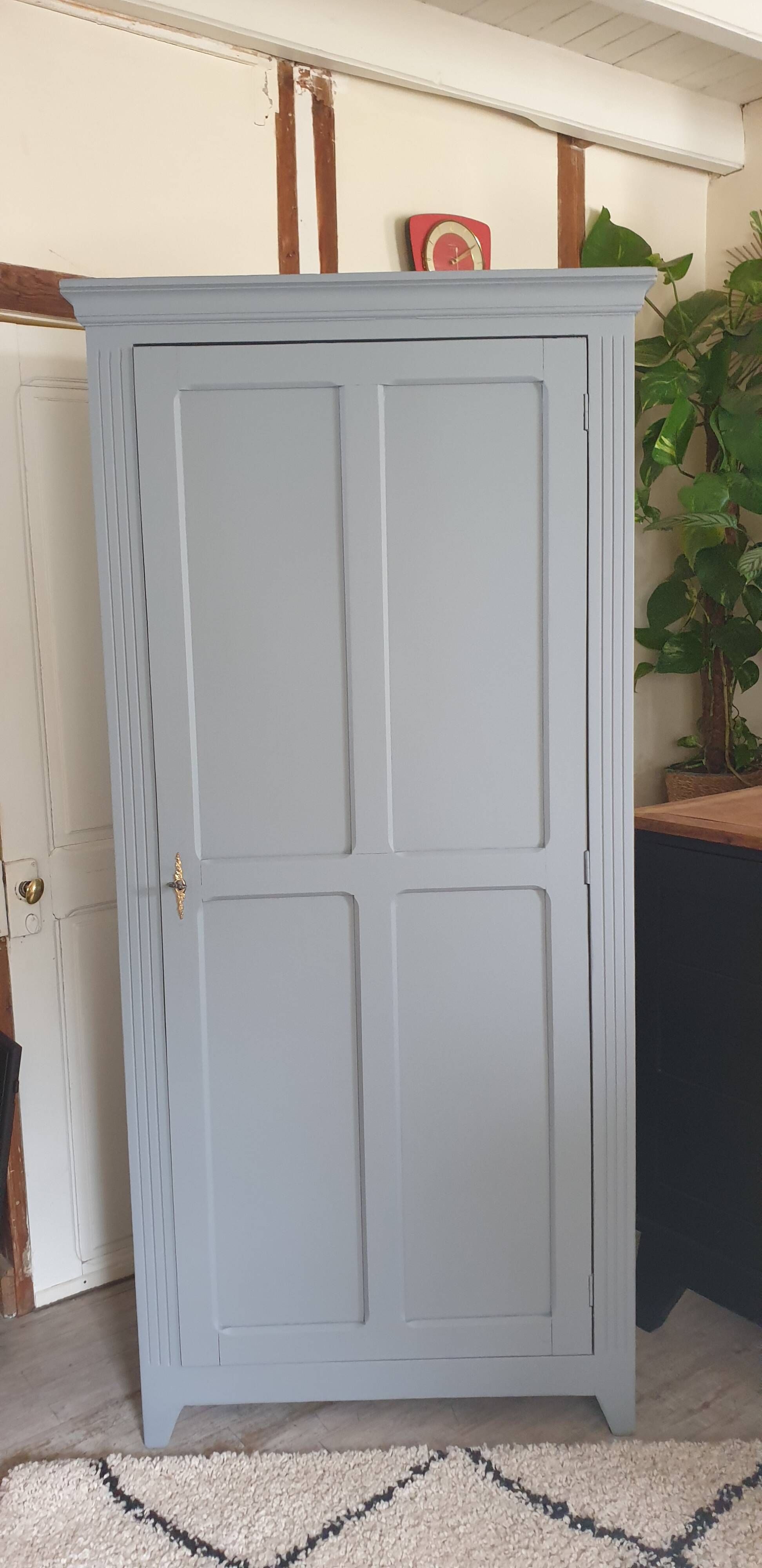 Grey Parisian wardrobe