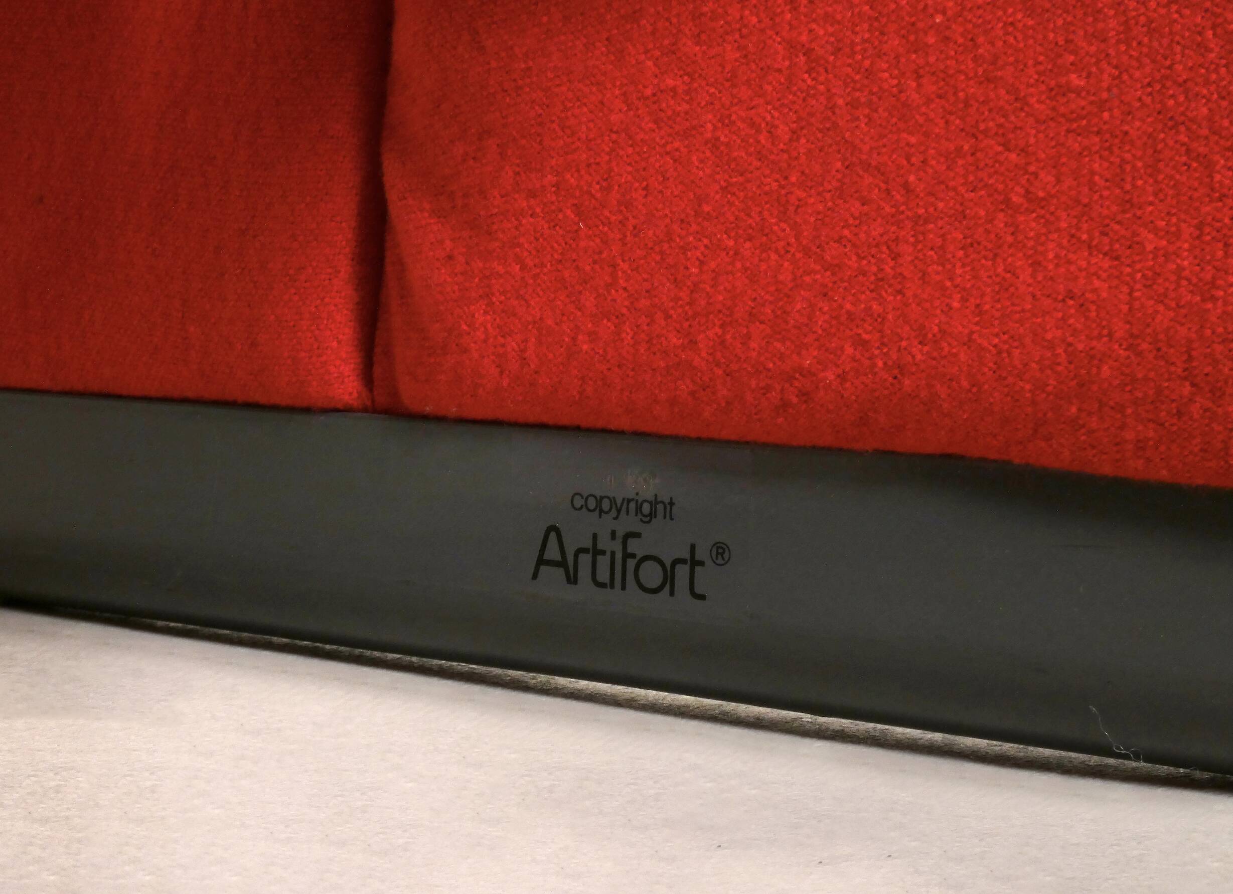 Artifort F598 - 'M-chair' by Pierre Paulin