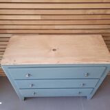Vintage Scandinavian chest of drawers