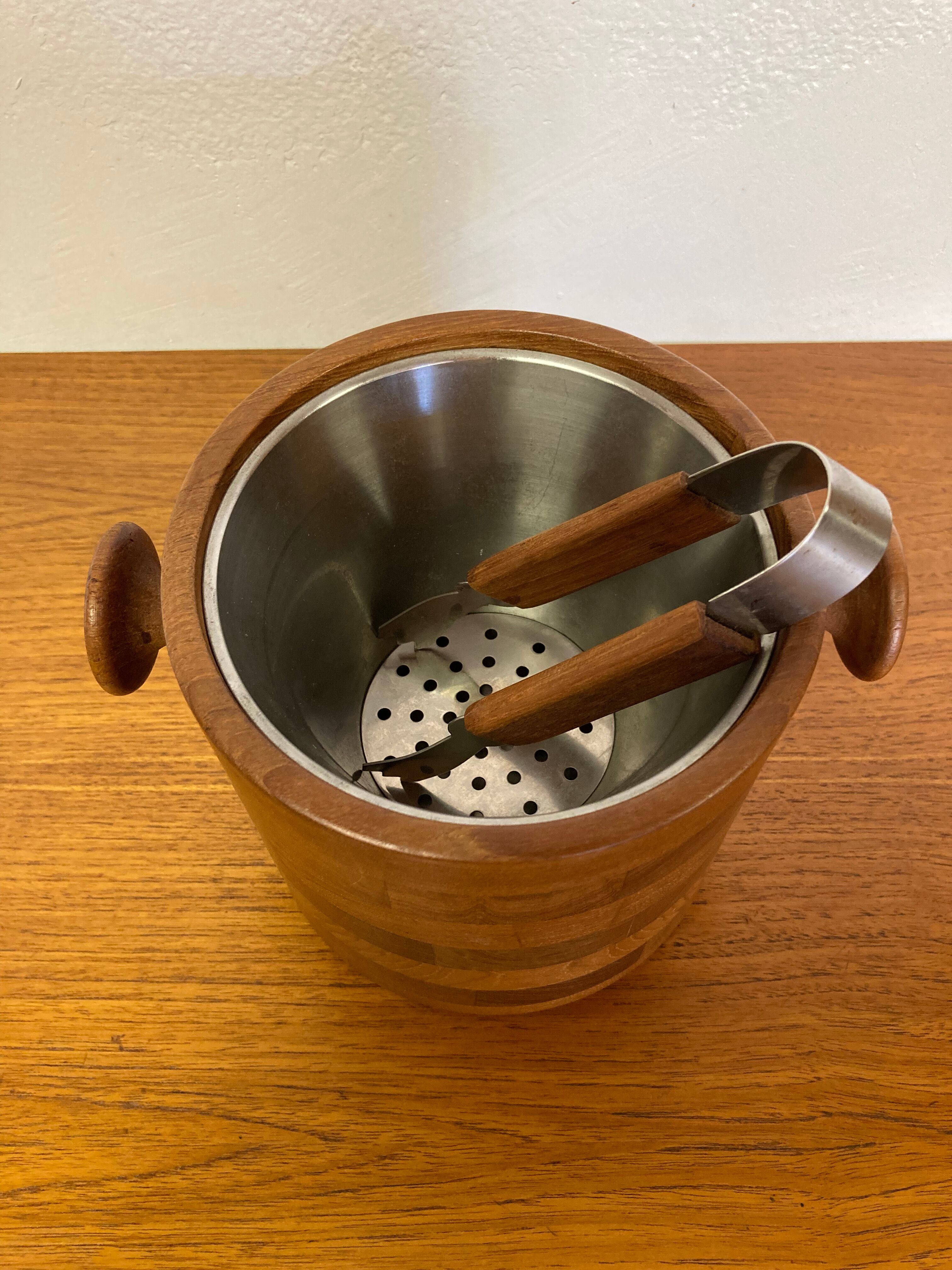 Bucket and accessories Stamp Scandinavian design 1950.