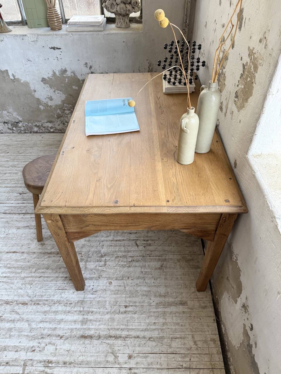 Oak desk with spindle legs, 1950s