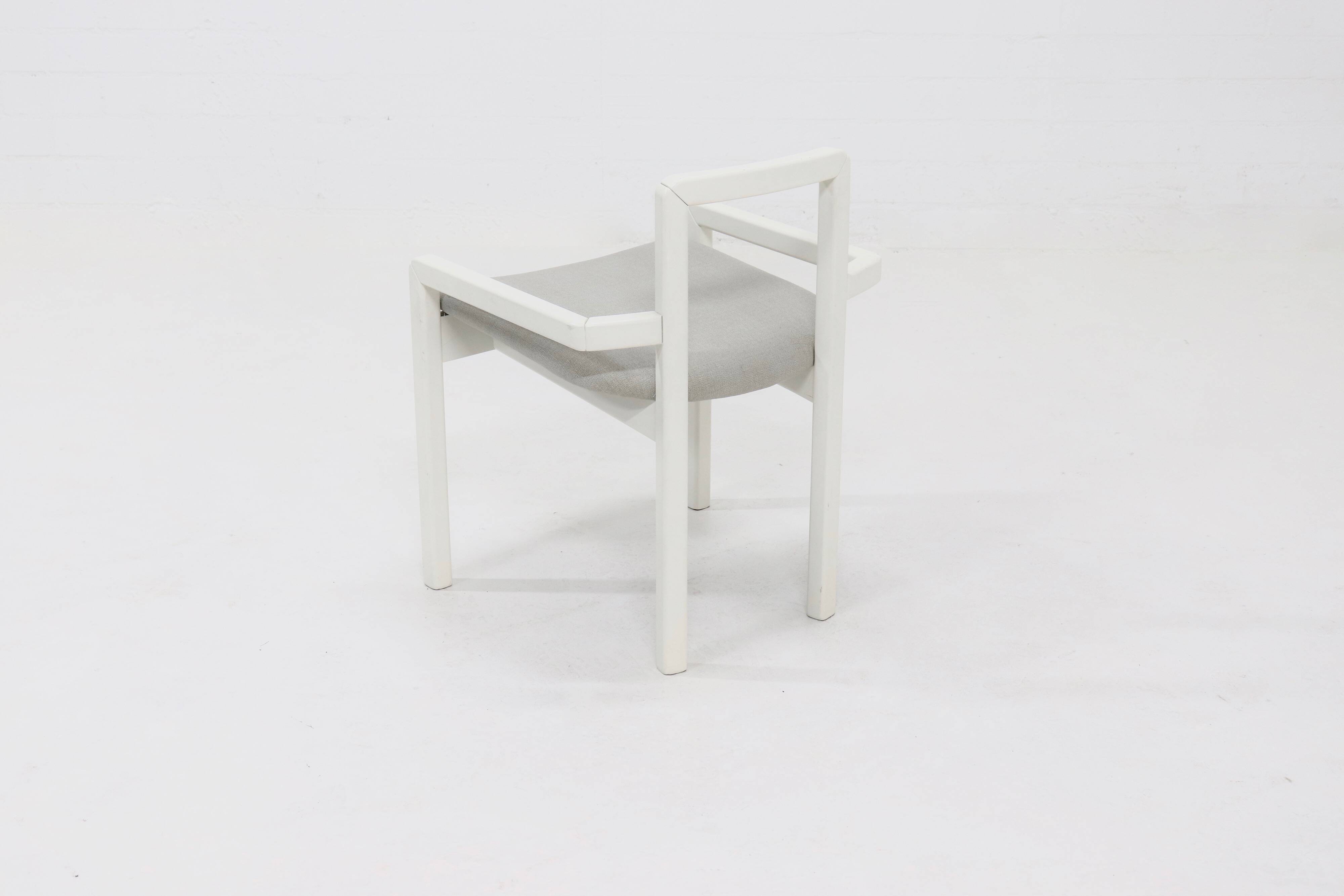 Chaise d'appoint moderne Posy en bois laqué blanc années 1980