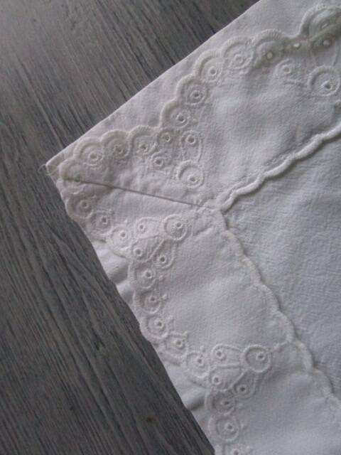 Old embroidered pillowcase: 69x62cm