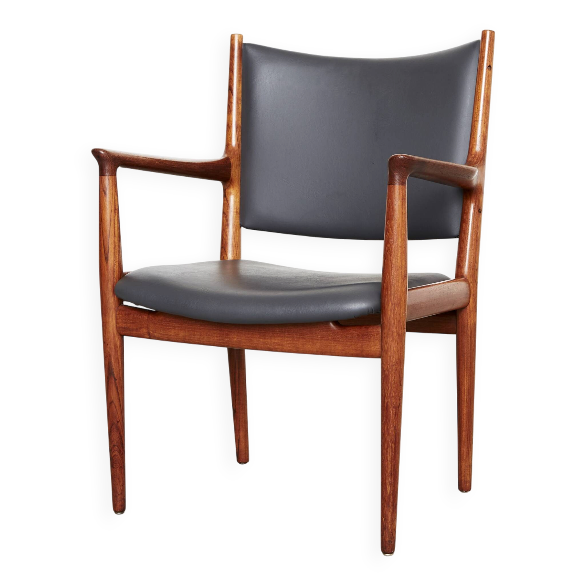 Hans Wegner JH-513 armchair for Johannes Hansen