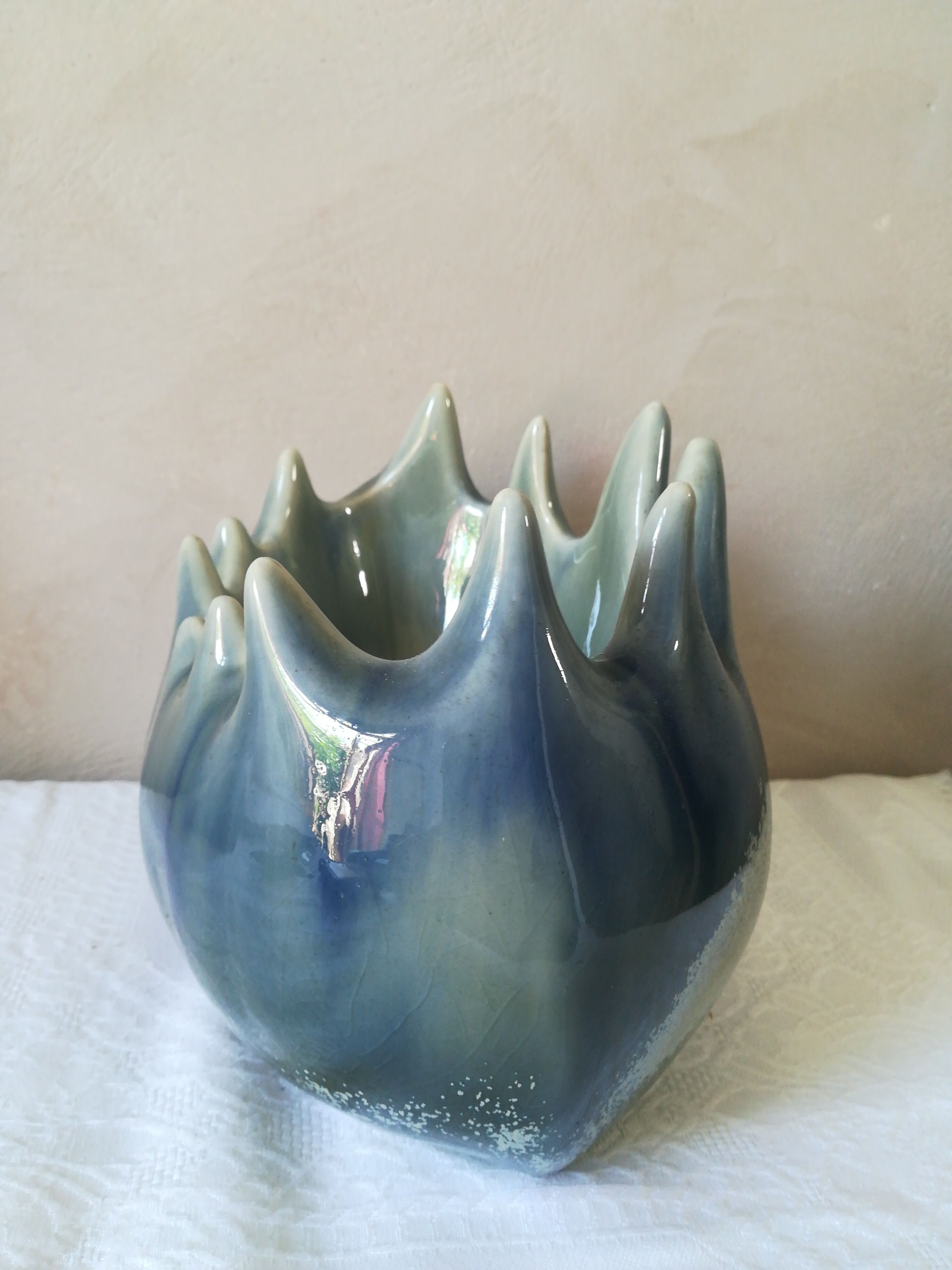 Ceramic trinket bowl