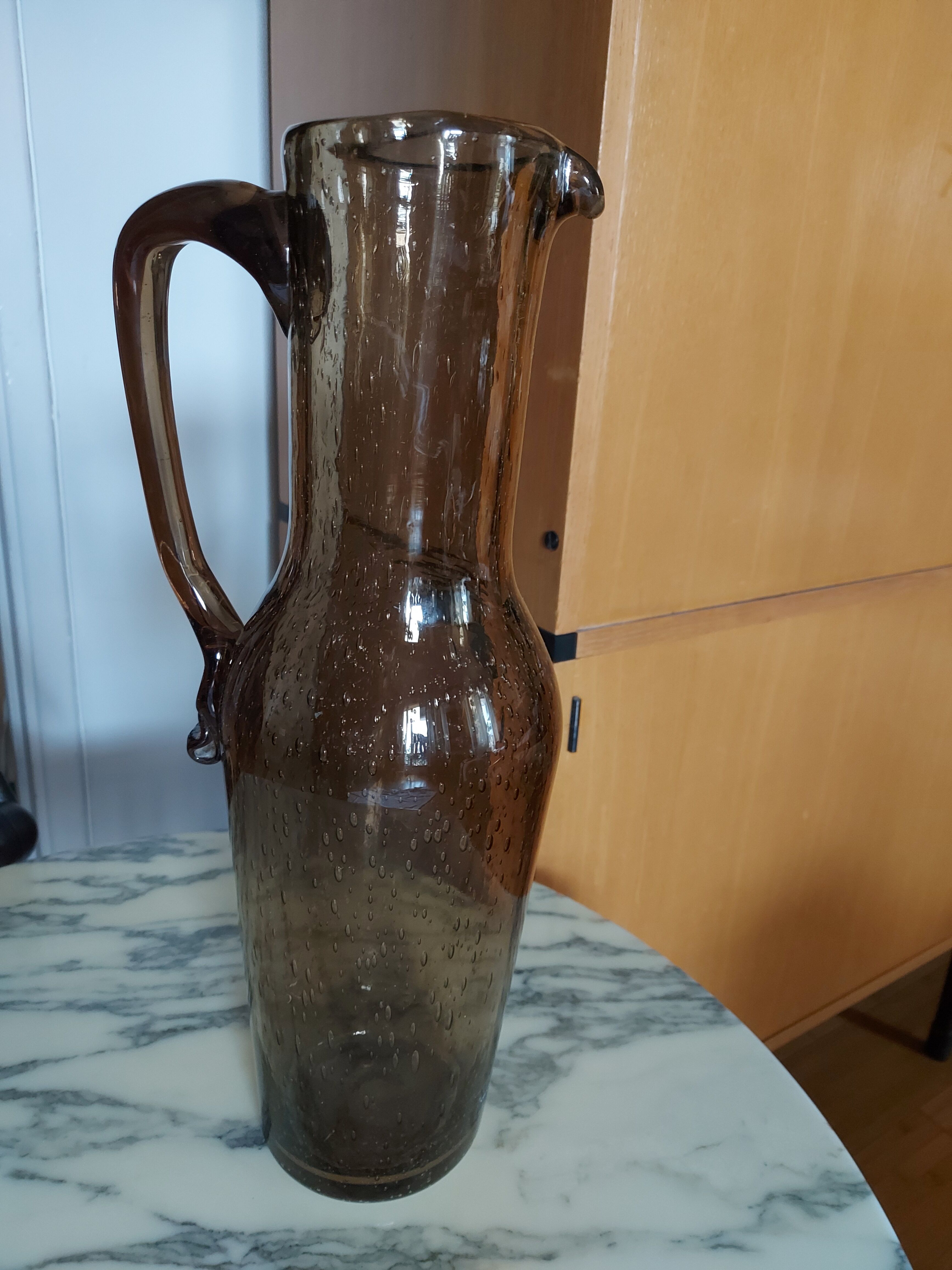 Pitcher, glassware from Bendor Var