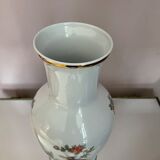 Porcelain vase motifs birds and flowers from Hollohàza Hungary