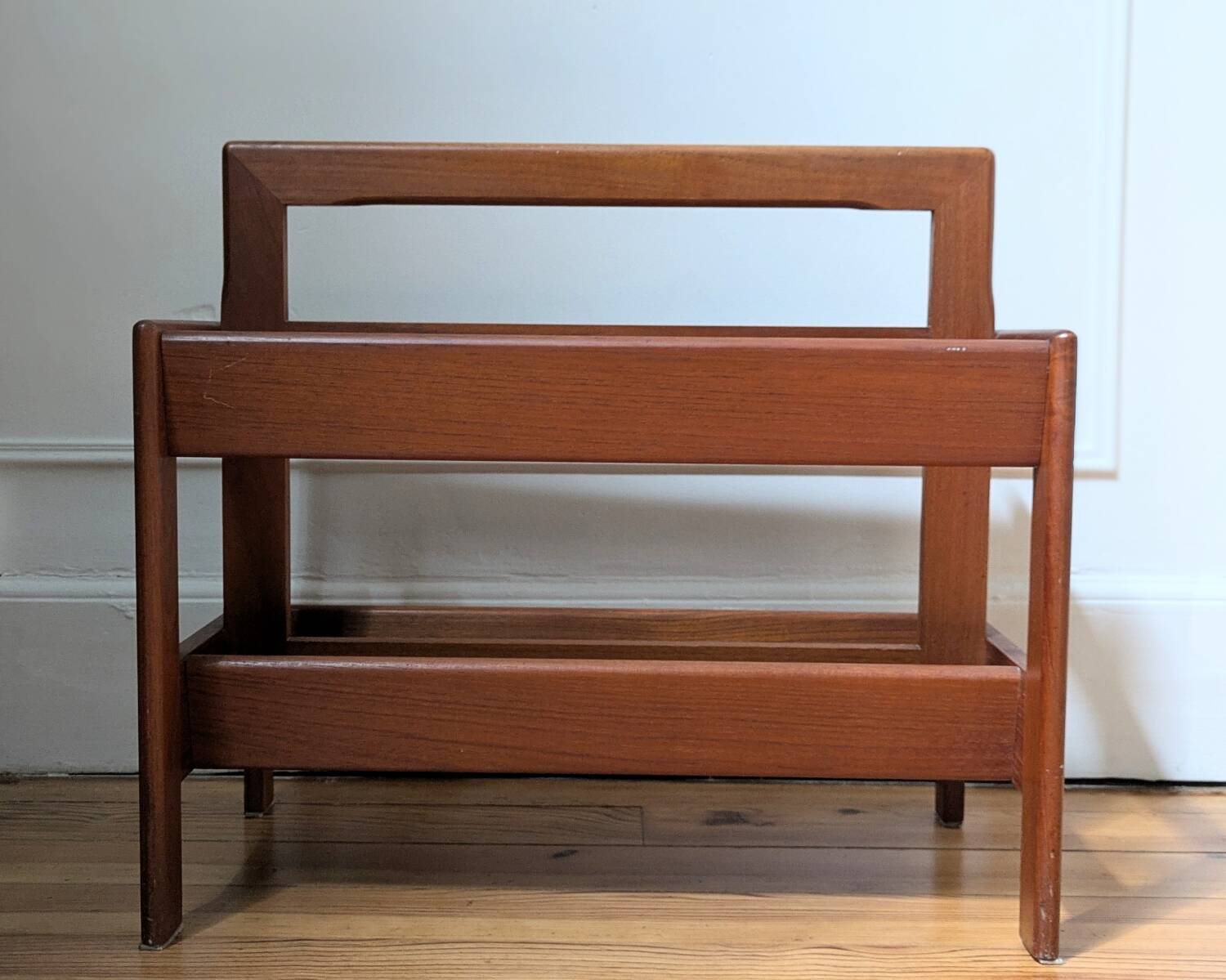 Vintage magazine rack