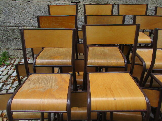 Lot of 40 school chairs 60