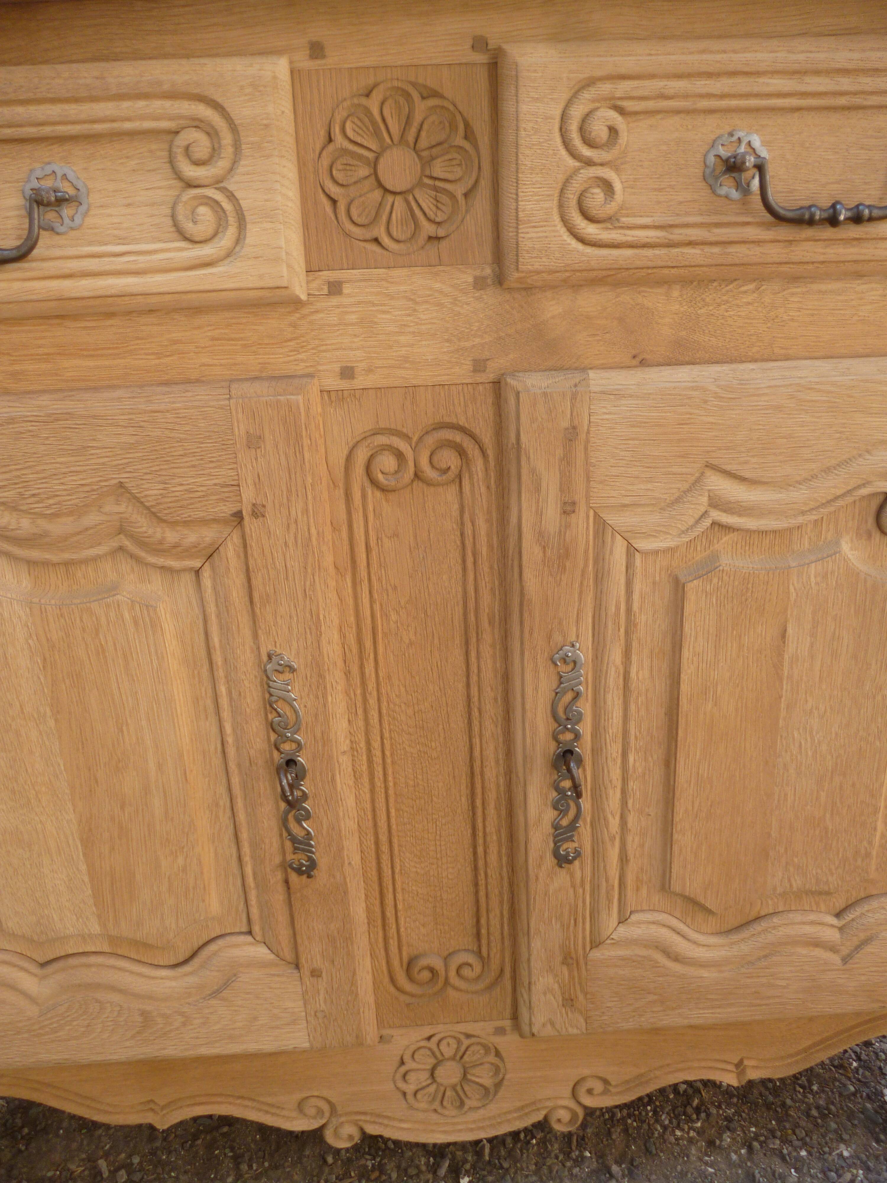 Bahut Louis XV stripped