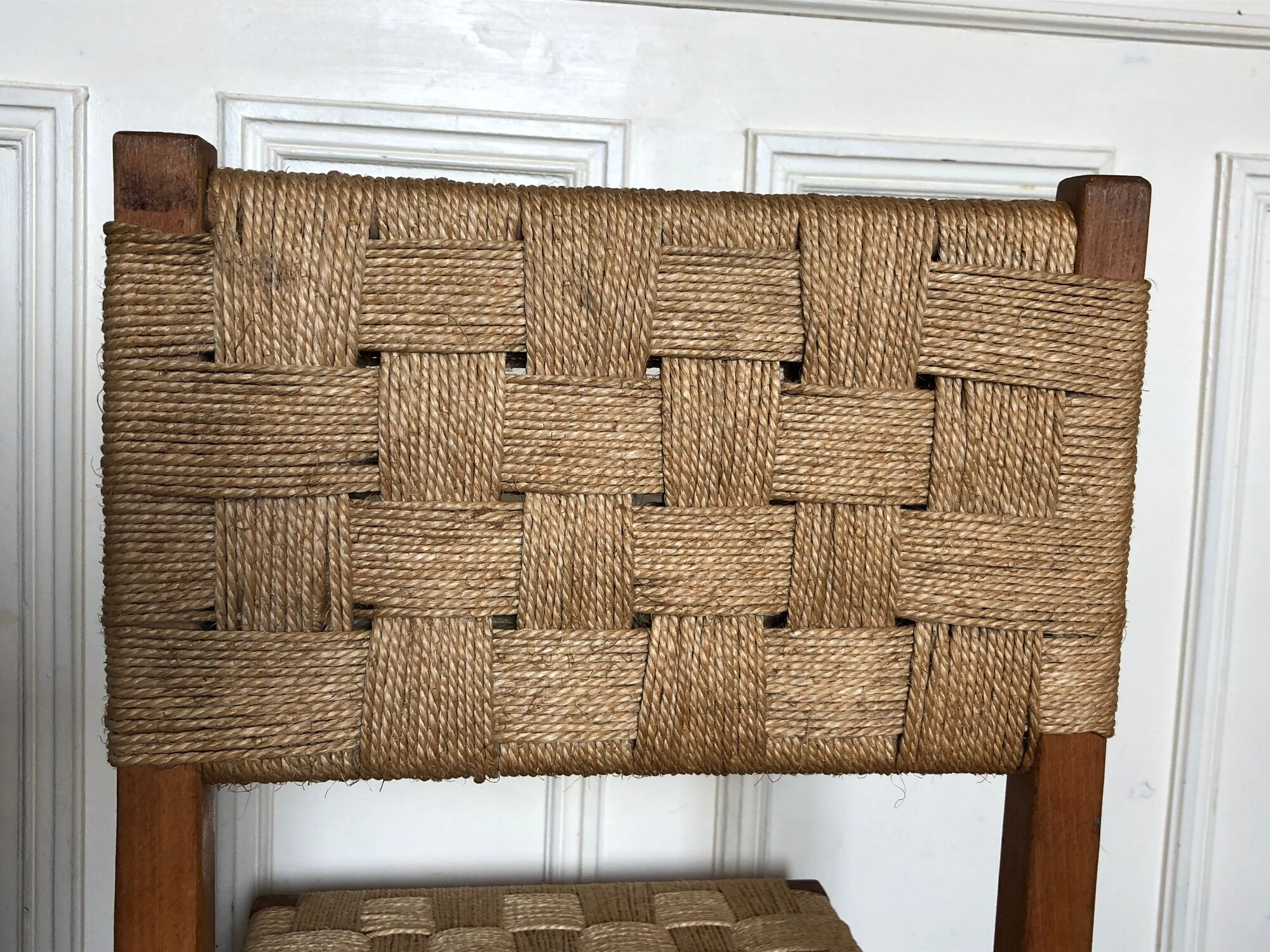 Chair made of wood and rope