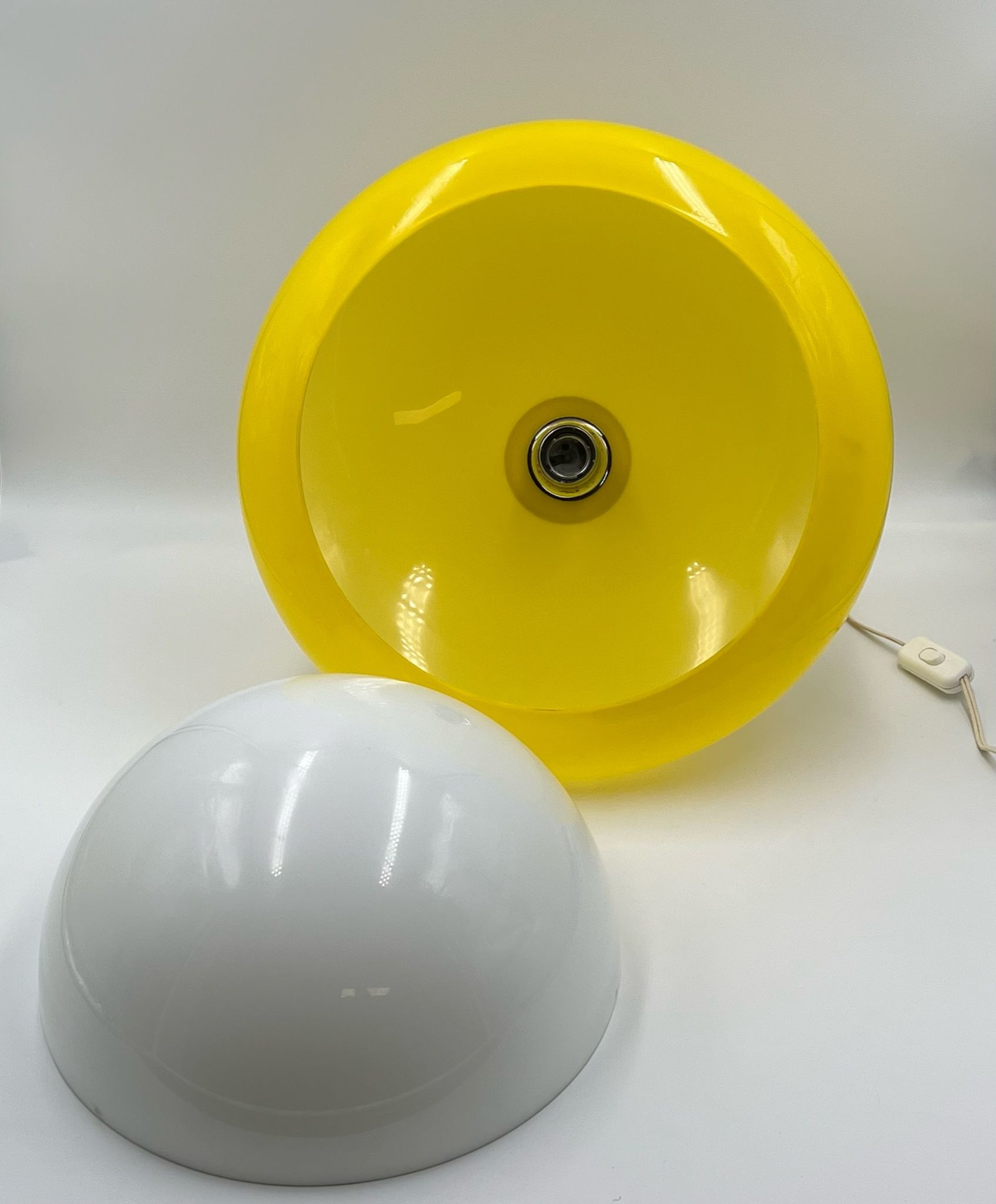 Space age mushroom lamp, Italy, 1970