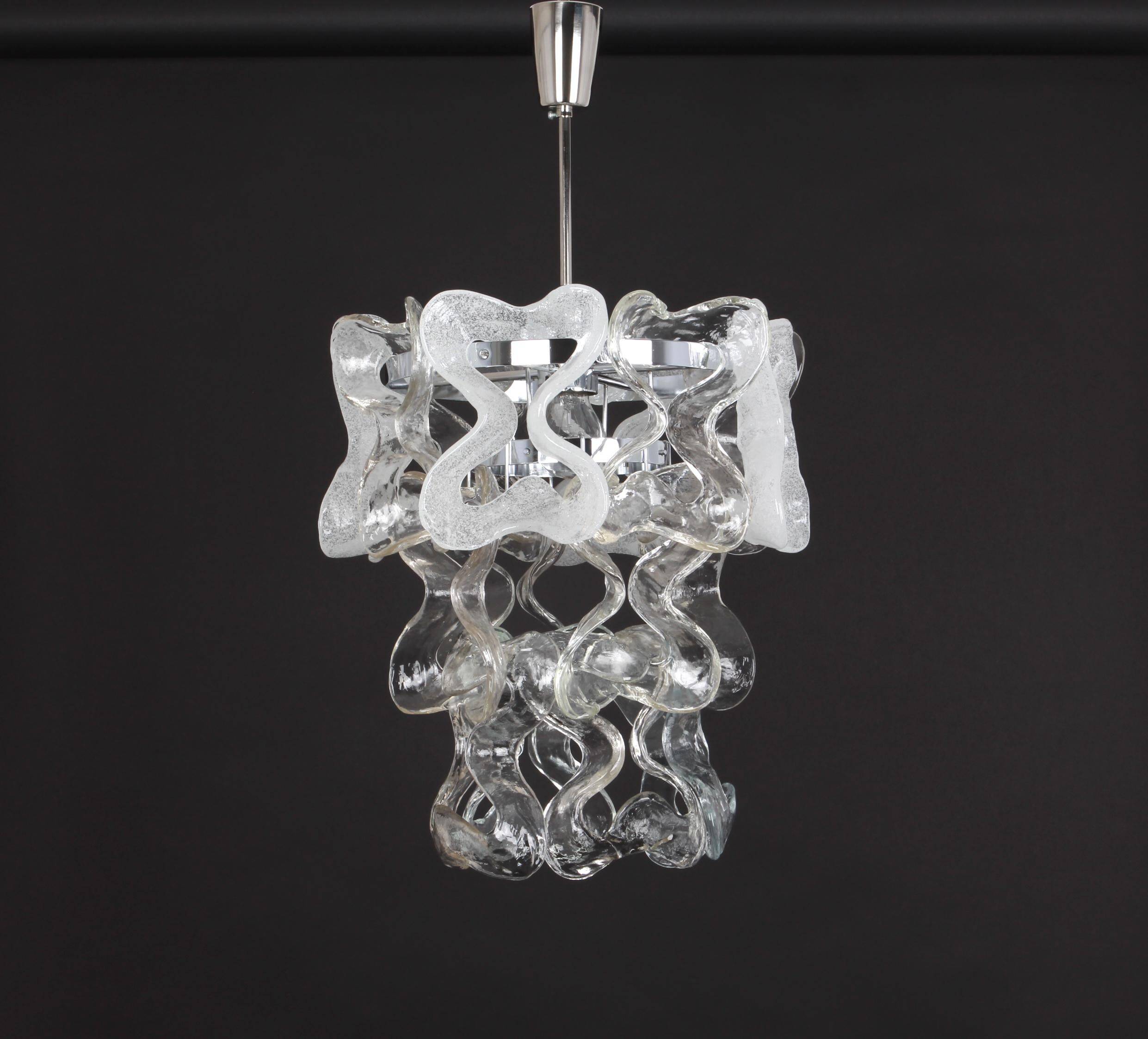 Murano glass suspension light in chrome designed by Carlo Nason for Kalmar, Catena, Austria.