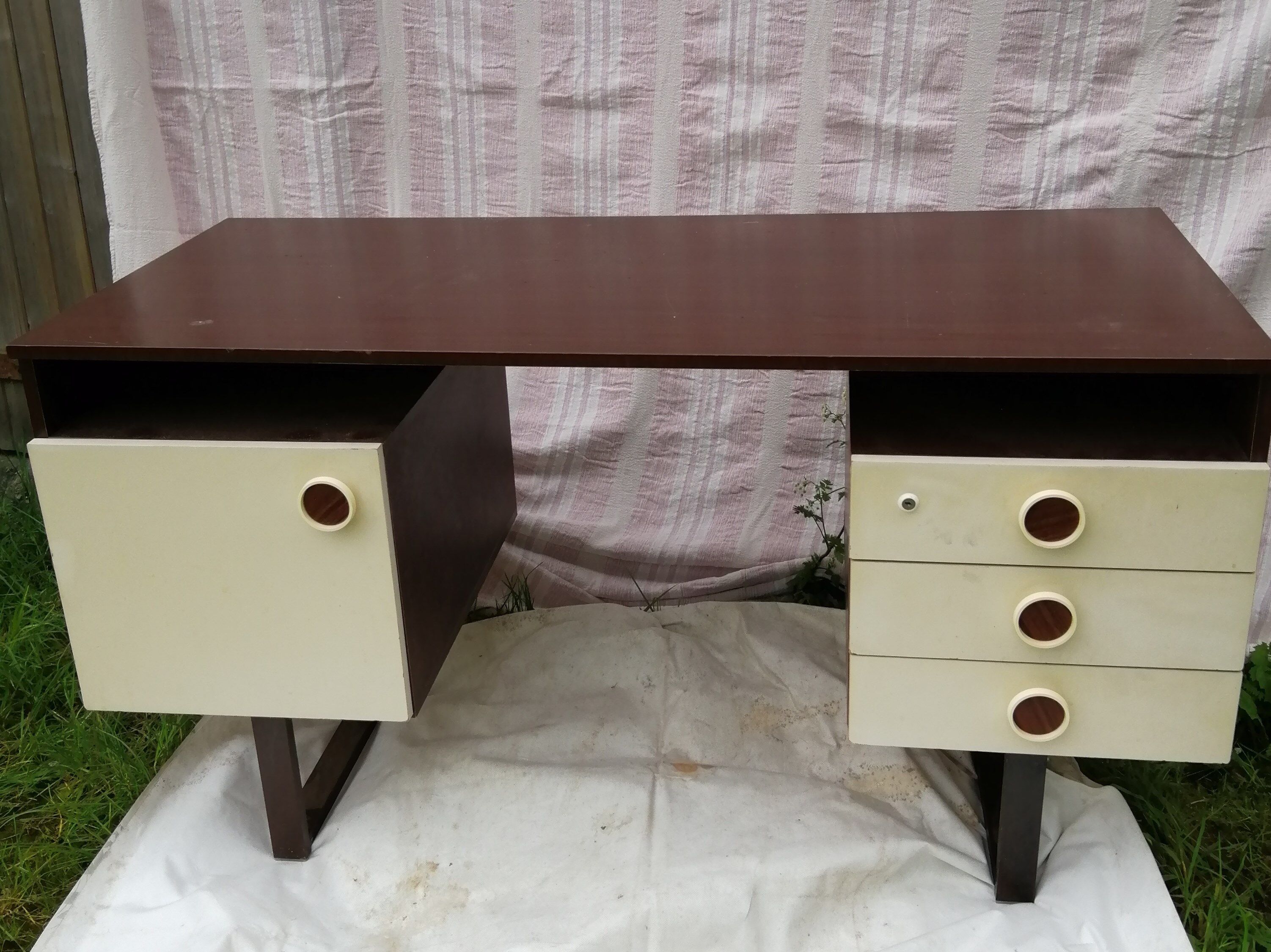 Vintage desk 70s