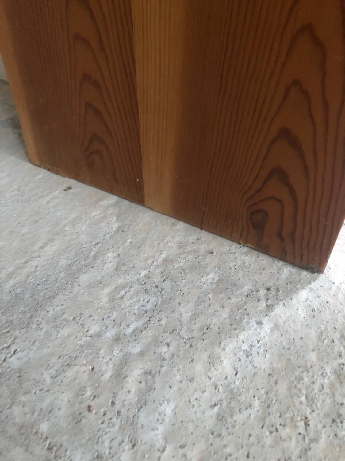 Honey-colored pine bookcase, 90s