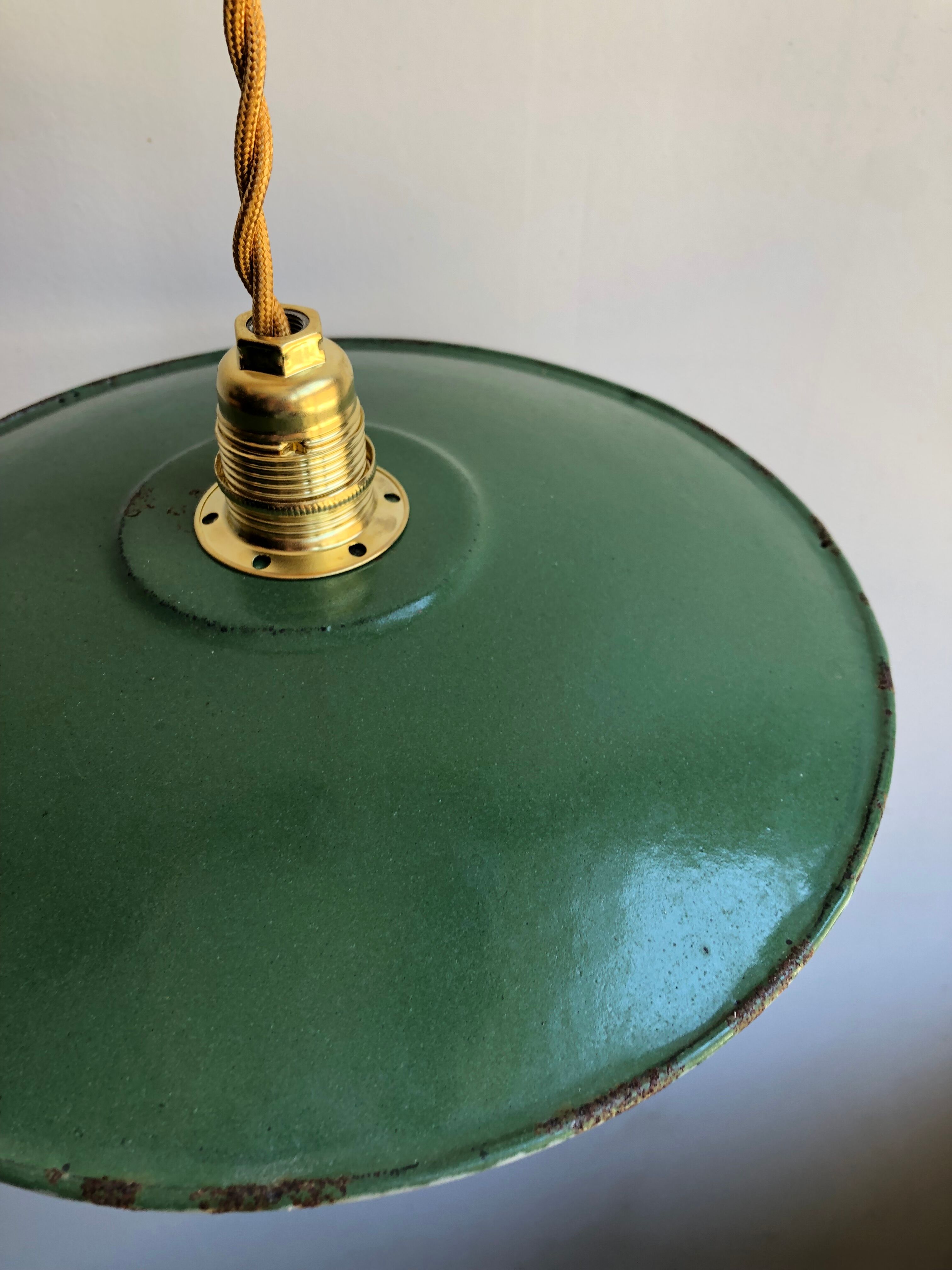 Enamelled suspension 50s