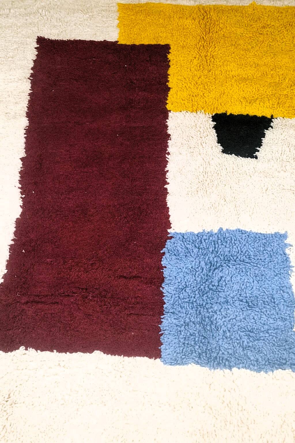 Magnificent authentic Berber rug – unique piece. Ideal Christmas gift.