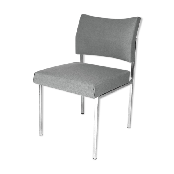 Chaise de bureau chromée retapissée