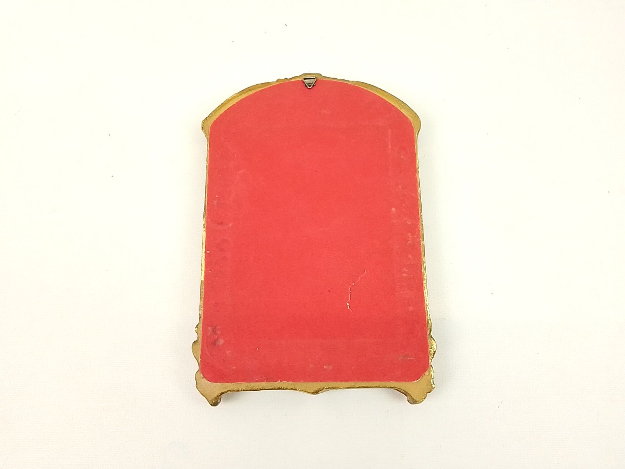 Golden resin mirror to hang