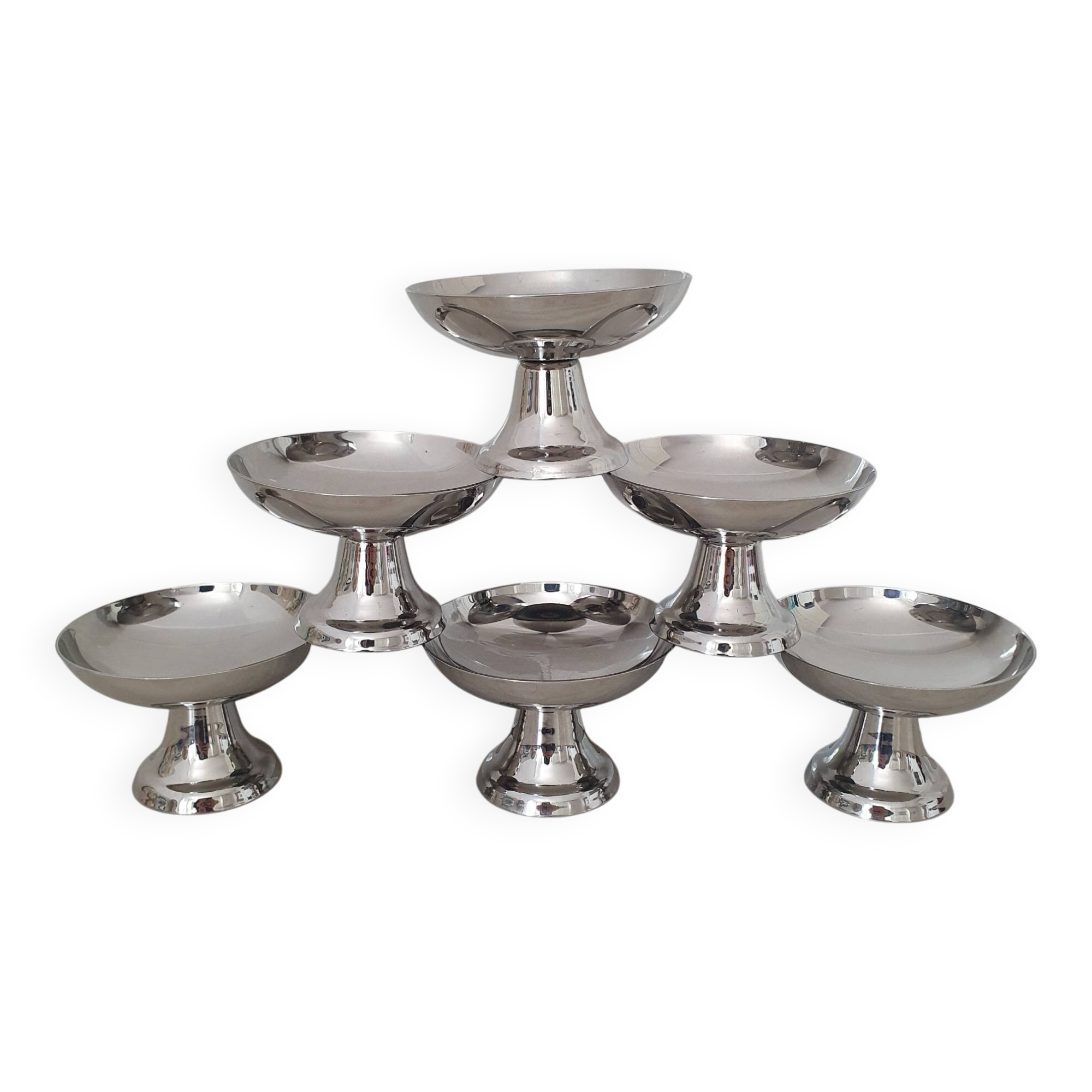 Dessert / ice cream bowls in stainless steel, Guy Degrenne style.