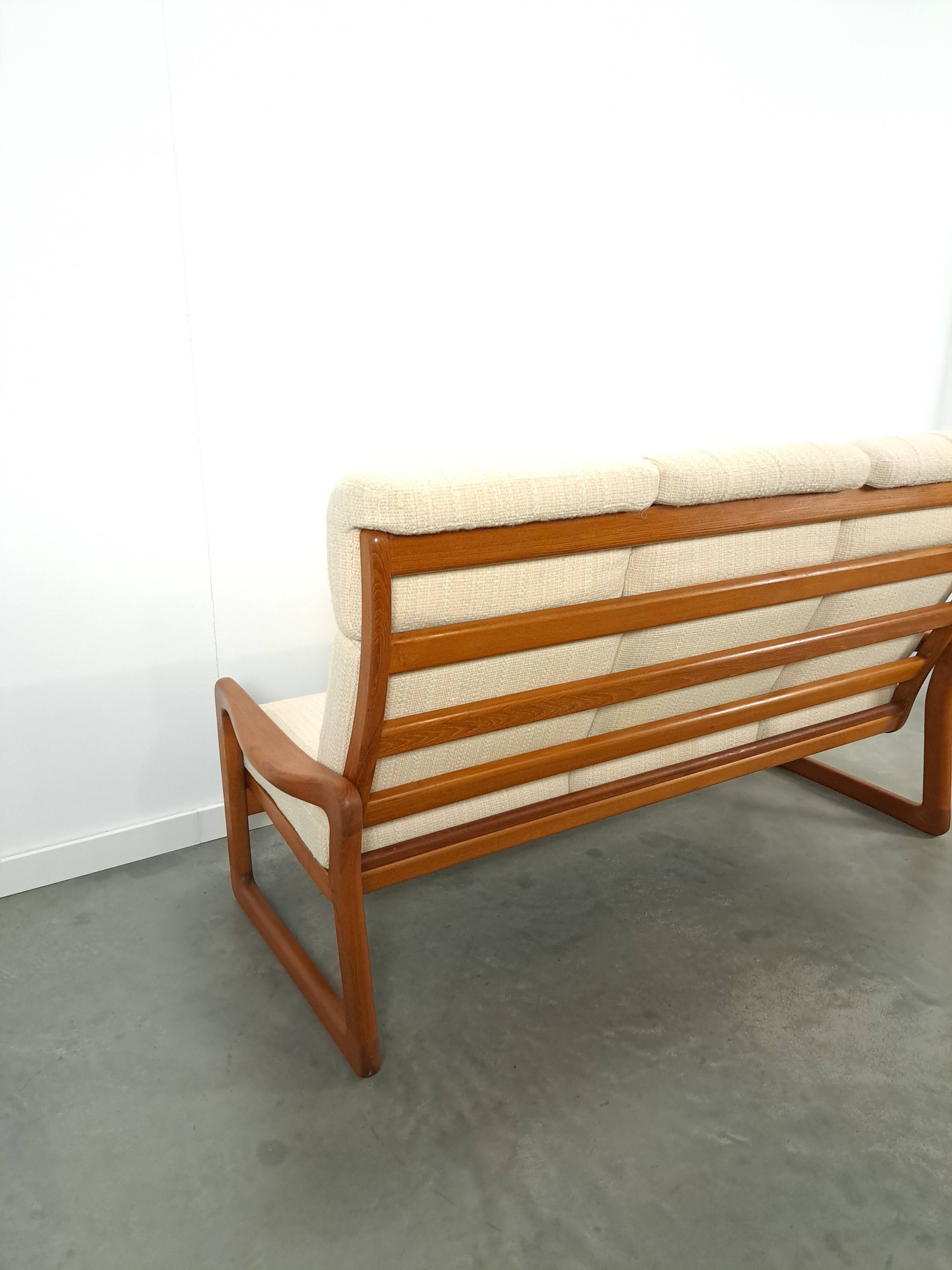 Danish teak 3-seater banque Holstebro Mobelfabrik