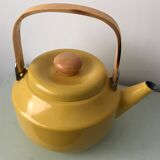 Enamelled kettle