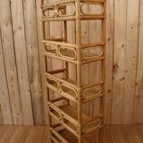 Rattan-footed landscaper