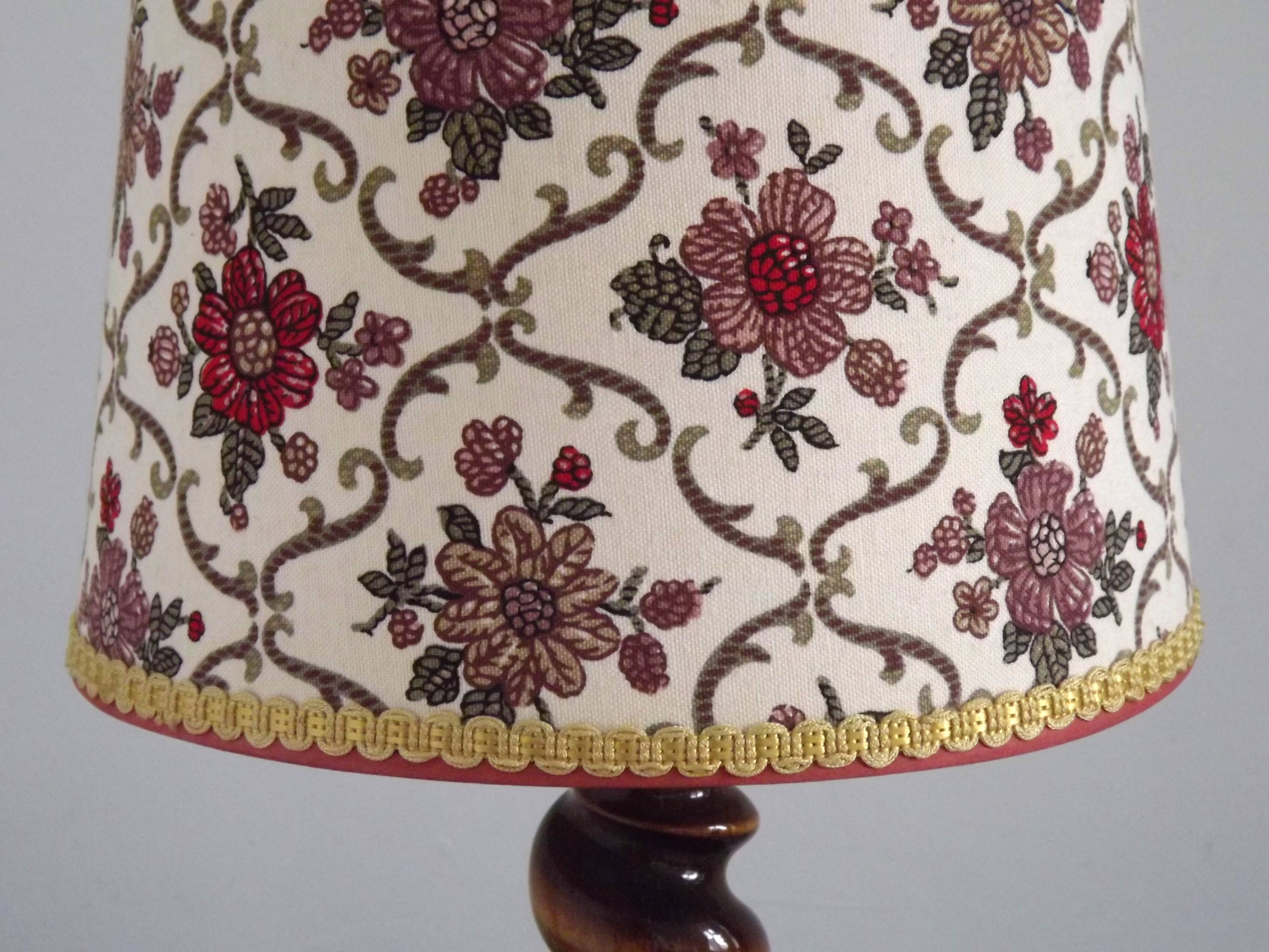 French Vintage Round Wooden Barley Twist Table Lamp With Floral Shade