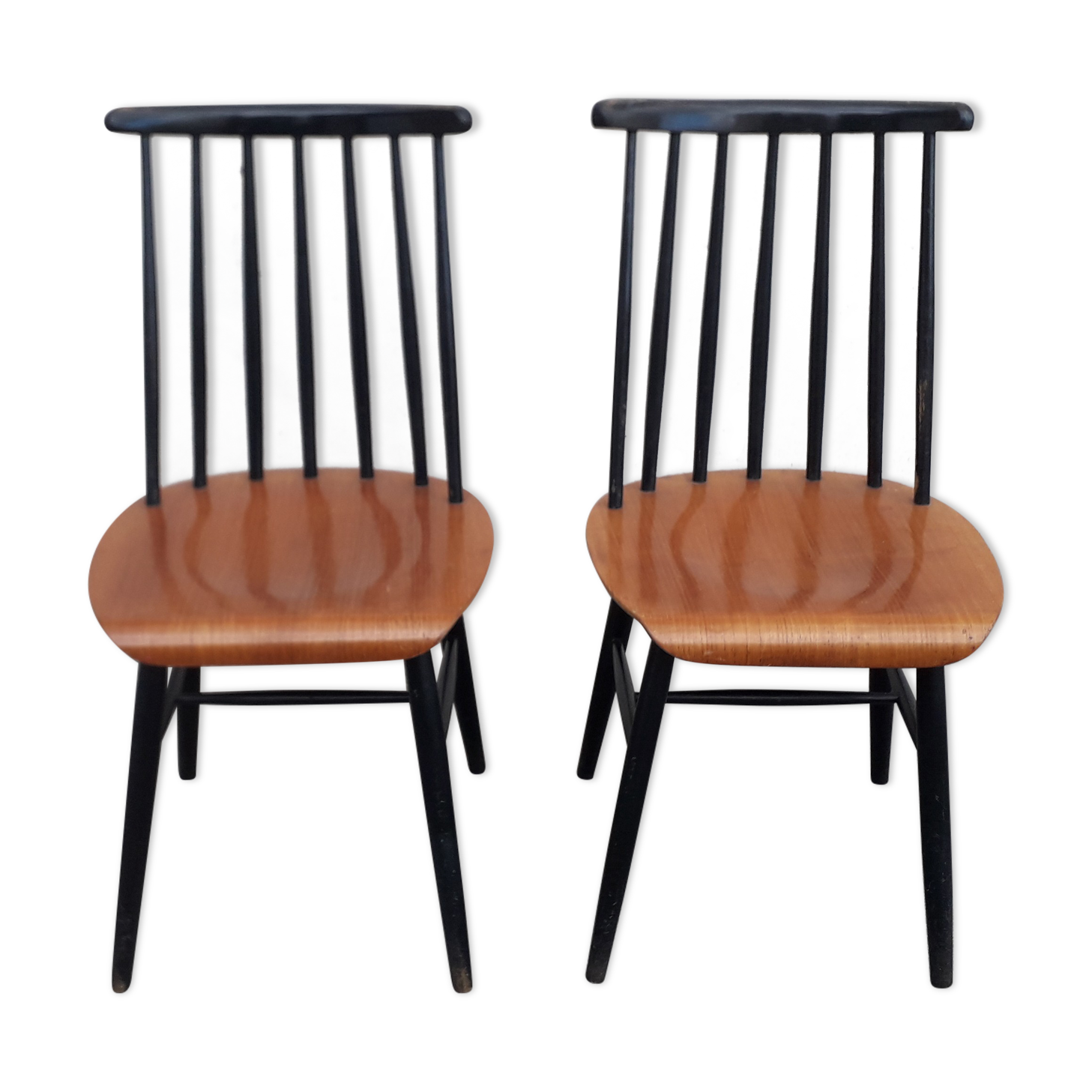 Pair of Fanett chairs by Ilmari Tapiovaara