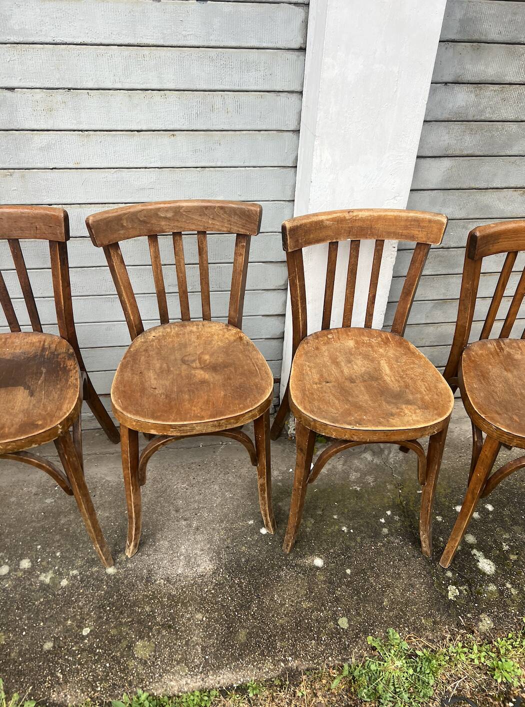 (Lot) 7 Vintage Wooden Bistro Chairs