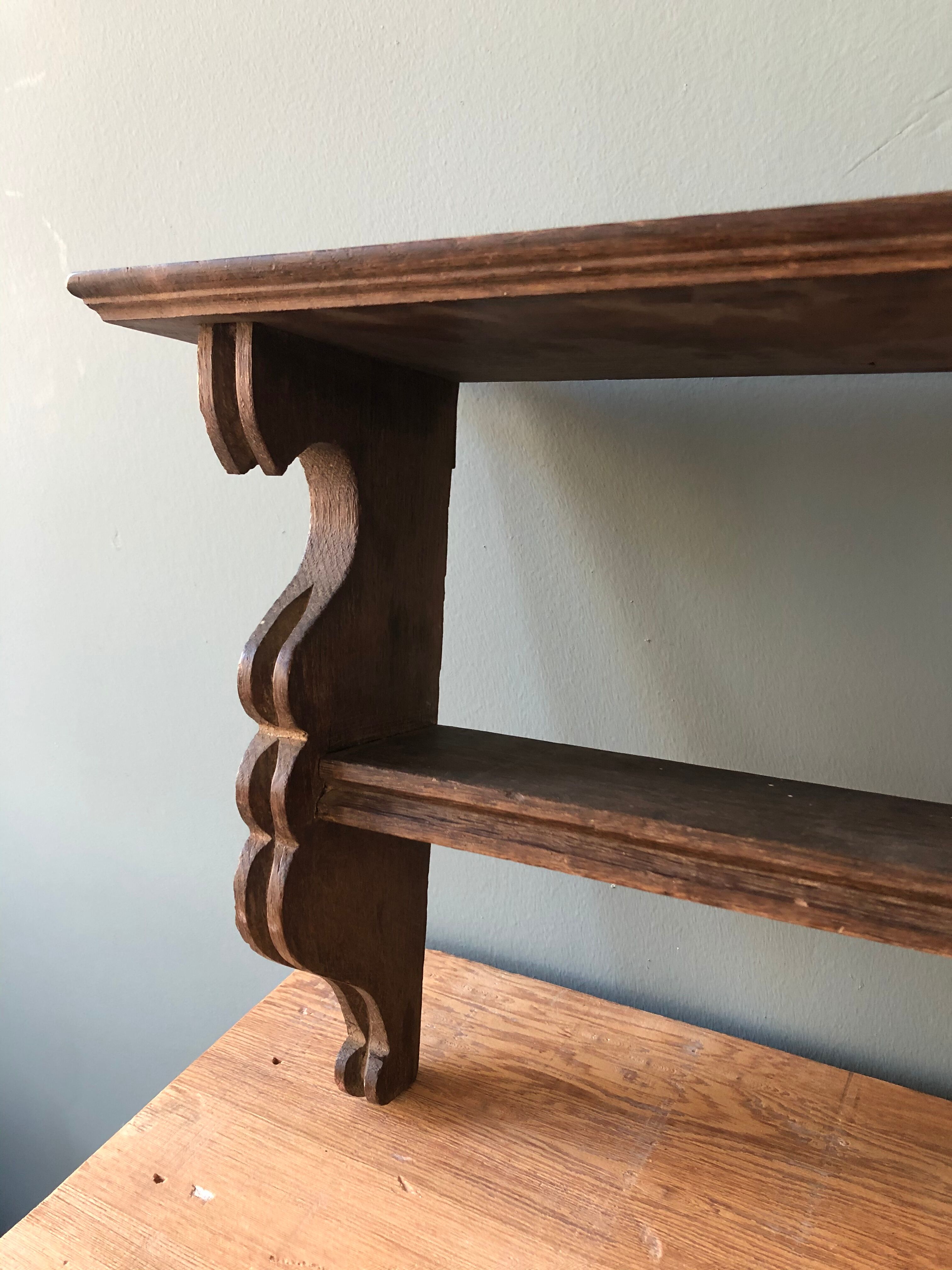Étagère murale en bois
