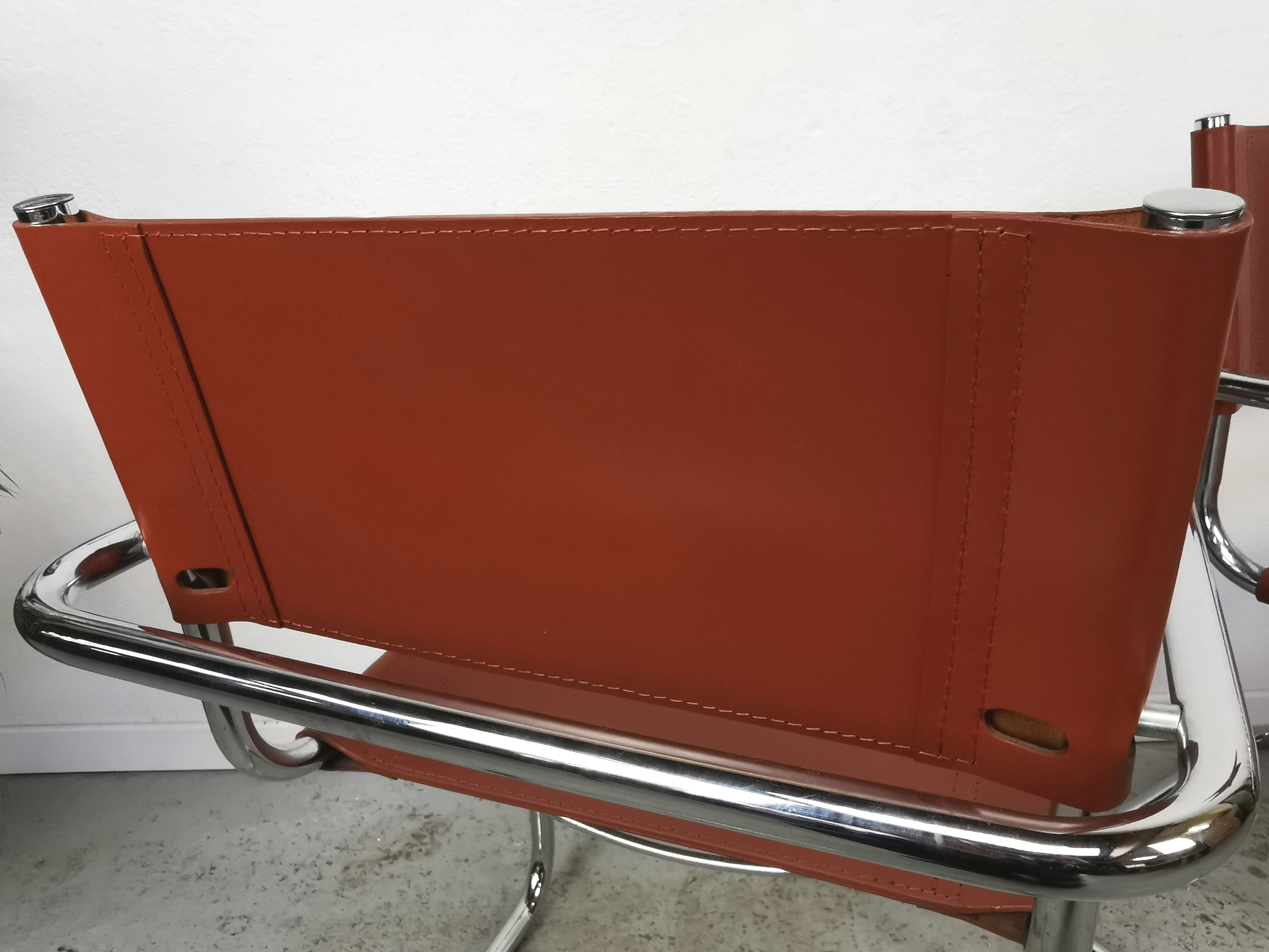 Vintage bauhaus leather and chrome chair