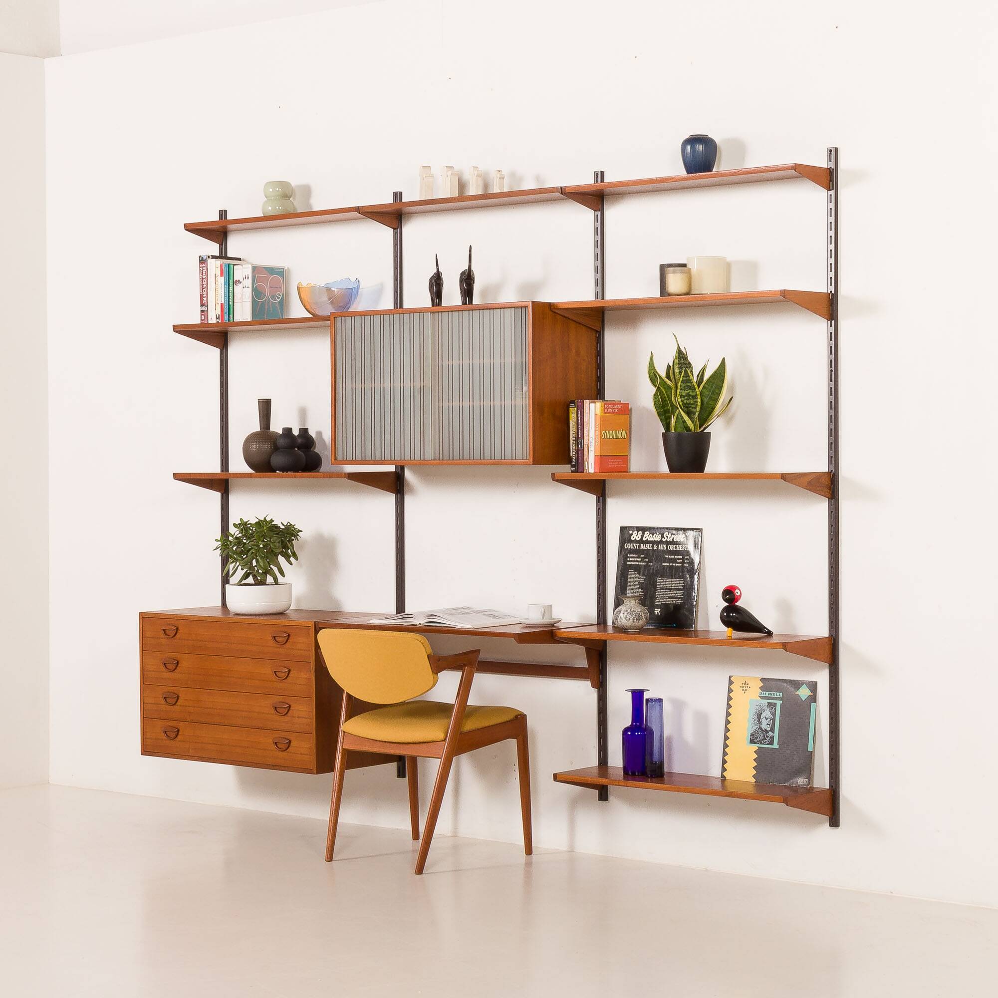 Kai Kristiansen shelving unit in teak by FM Mobler, Denmark, 1960s