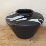 Vintage vase graphic black West Germany