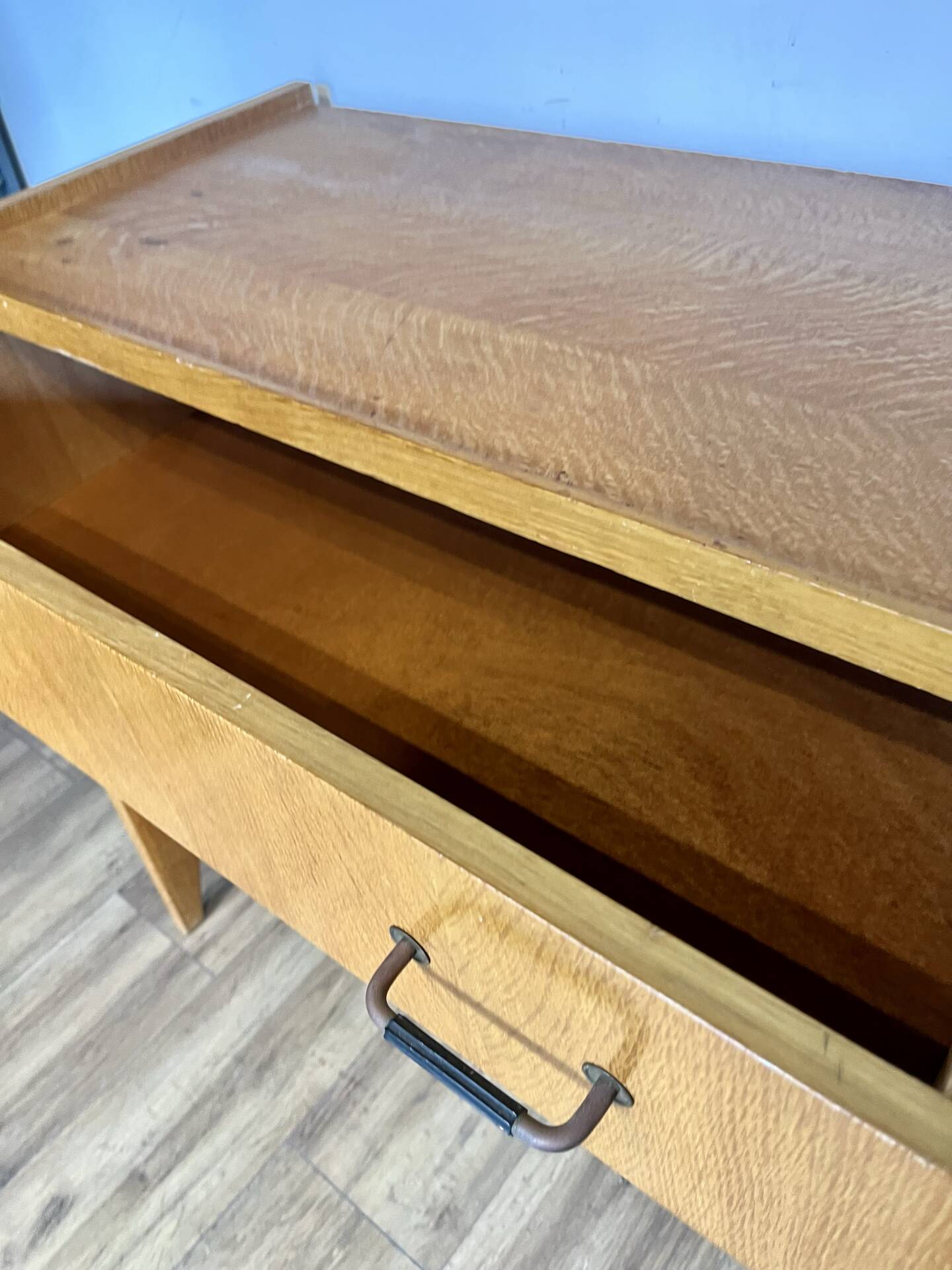Chest of drawers with 3 drawers