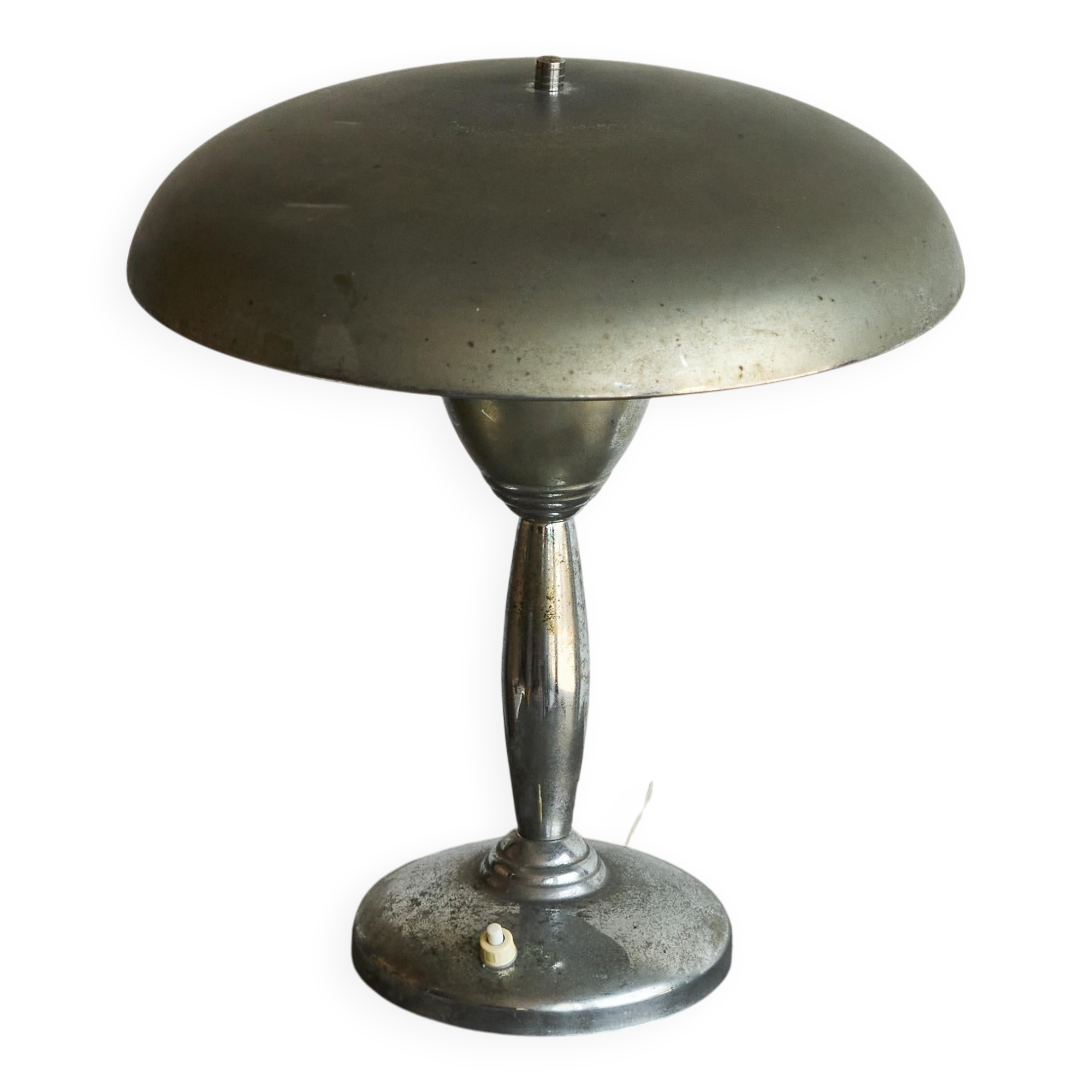 Patinated brass and chrome table lamp from the 1950s.