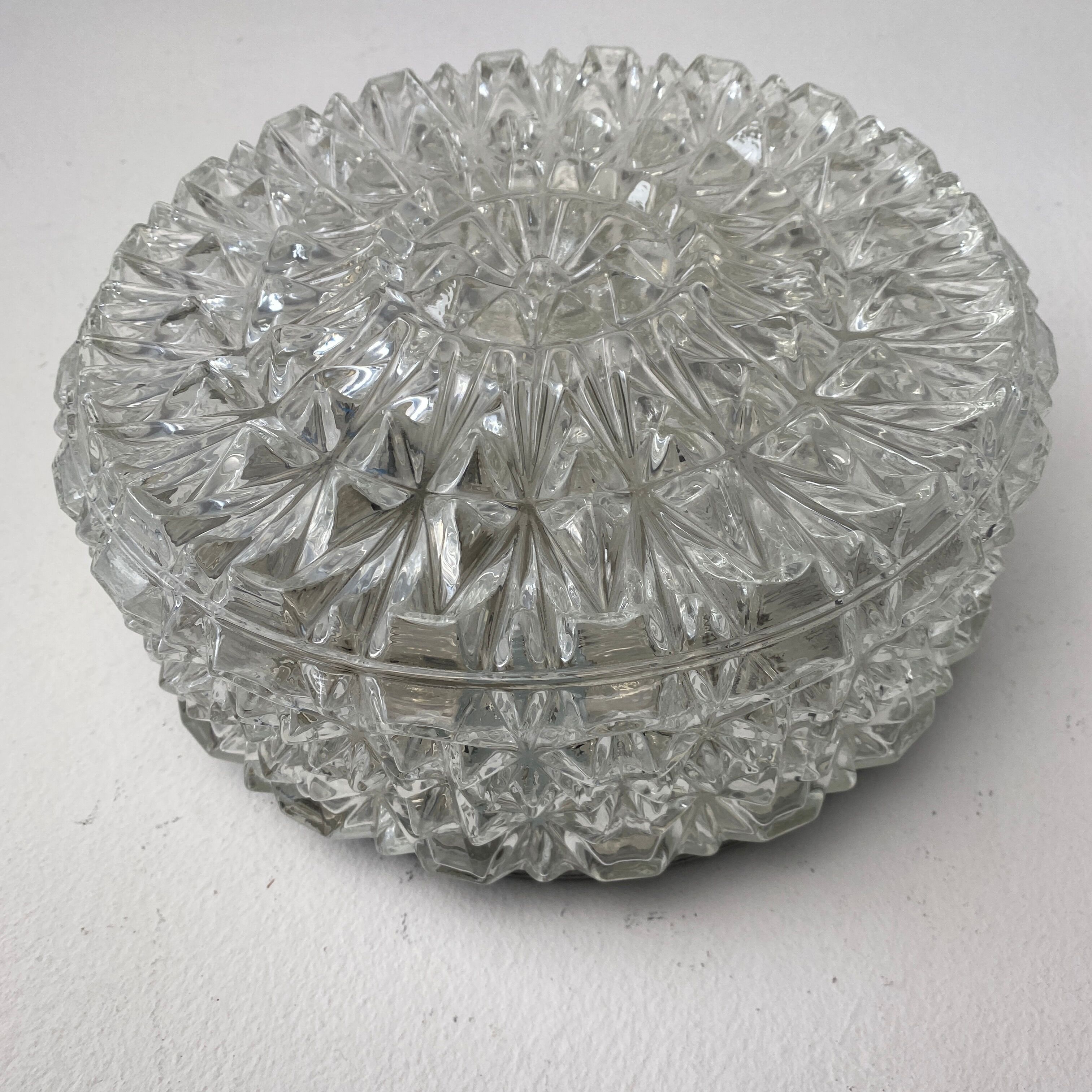 Vintage round wall lamp