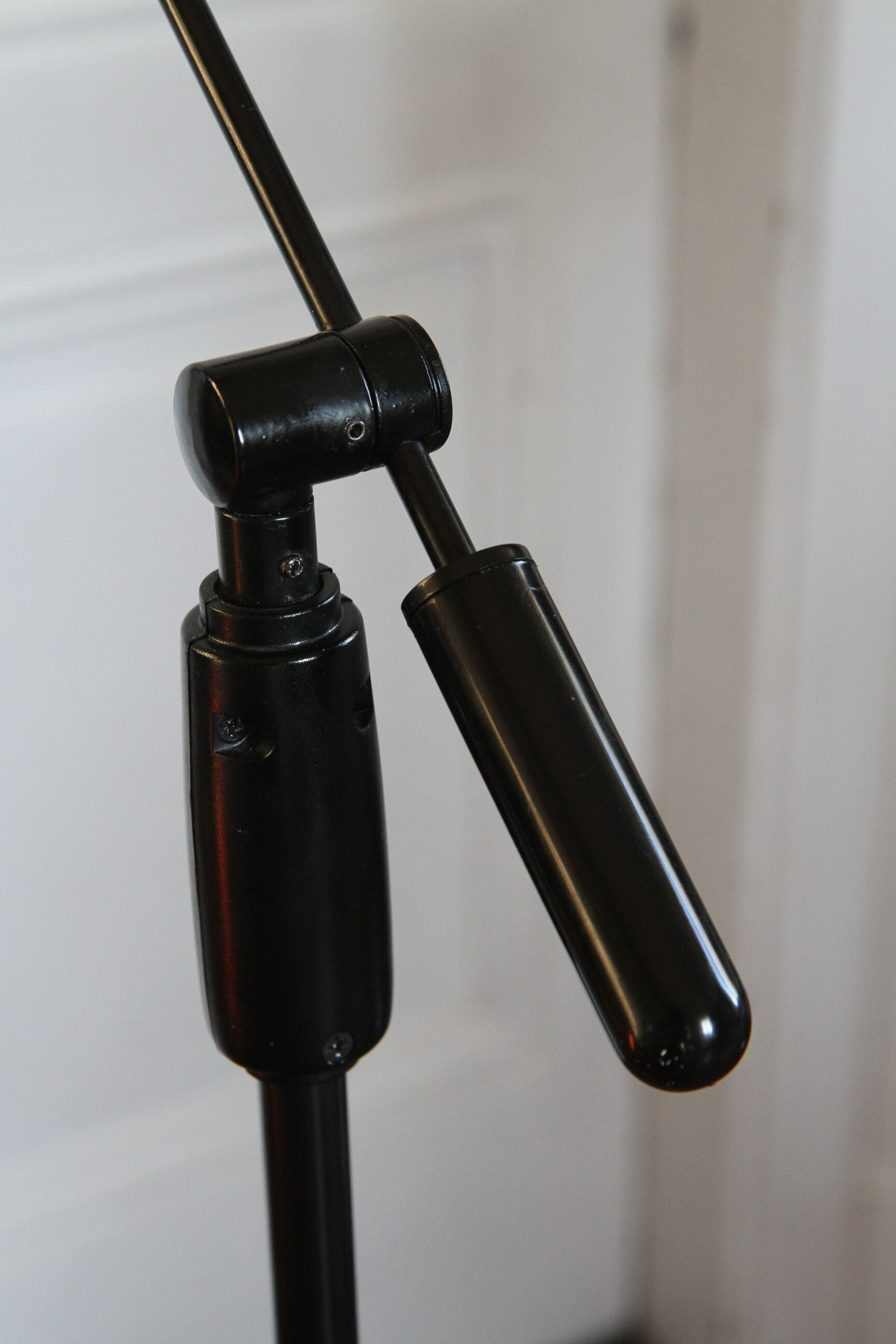 Articulated projector height 150