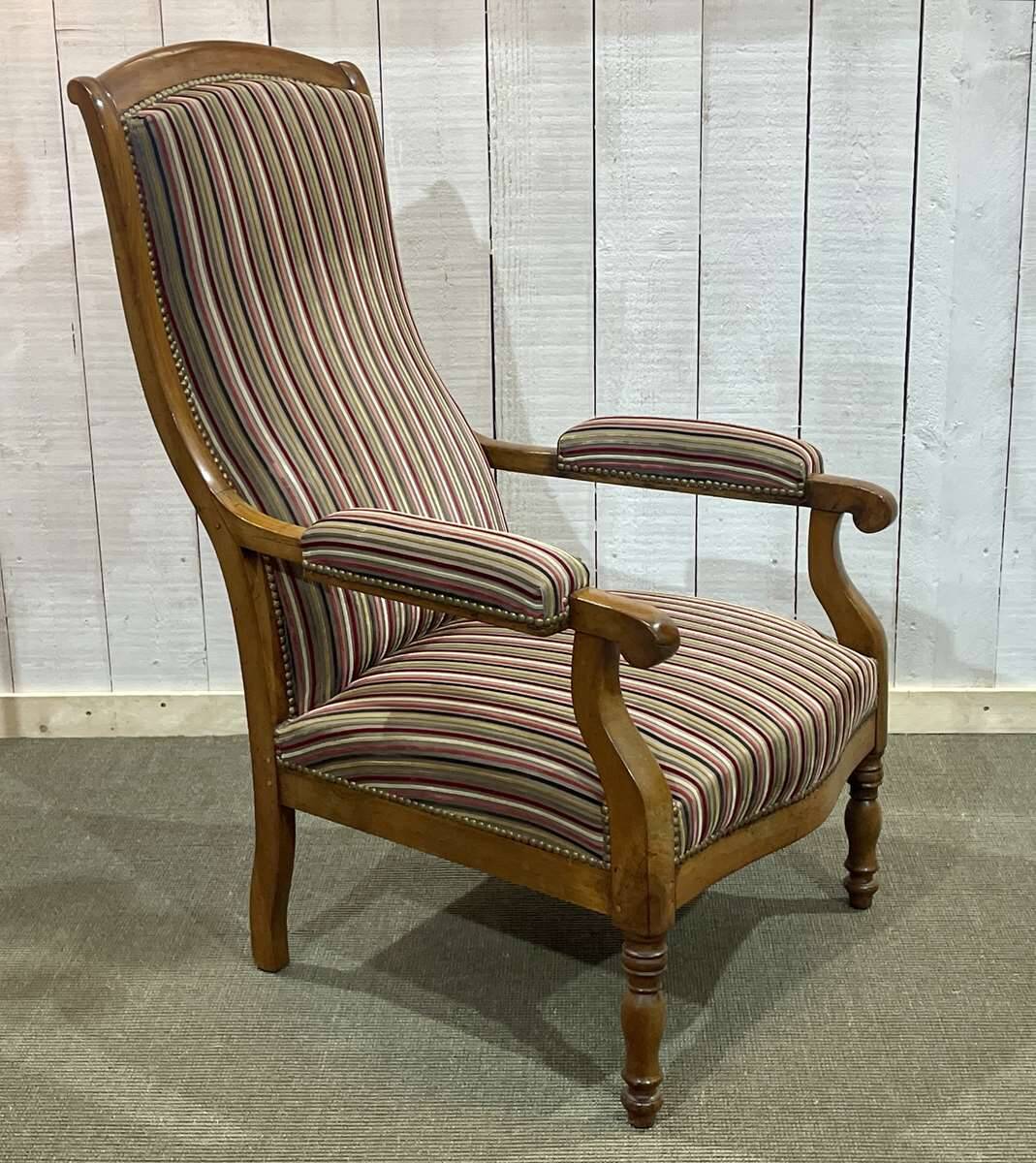 Voltaire III armchair, late 19th century, in cherry wood